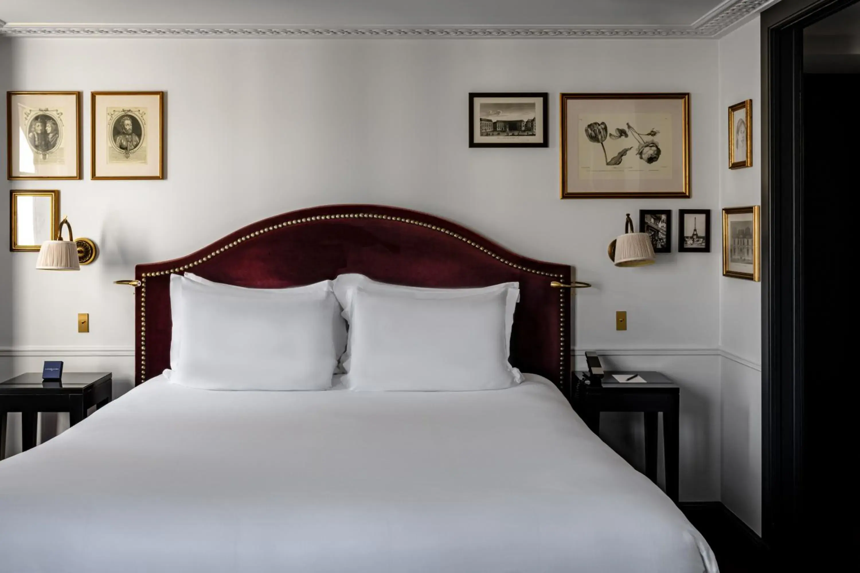 Suite with City View in La Chambre du Marais Suite with City View in La Chambre du Marais