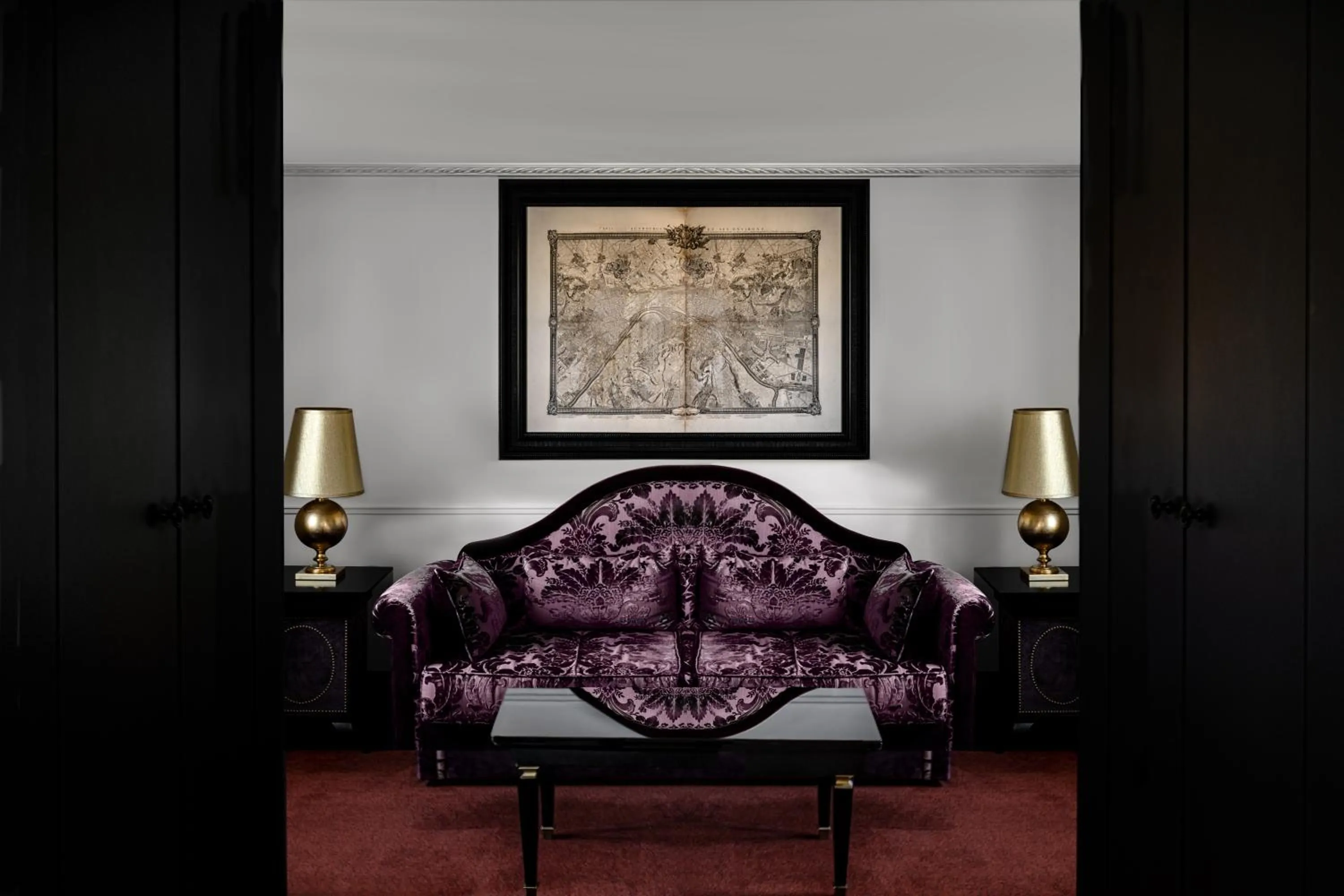 Living room in La Chambre du Marais