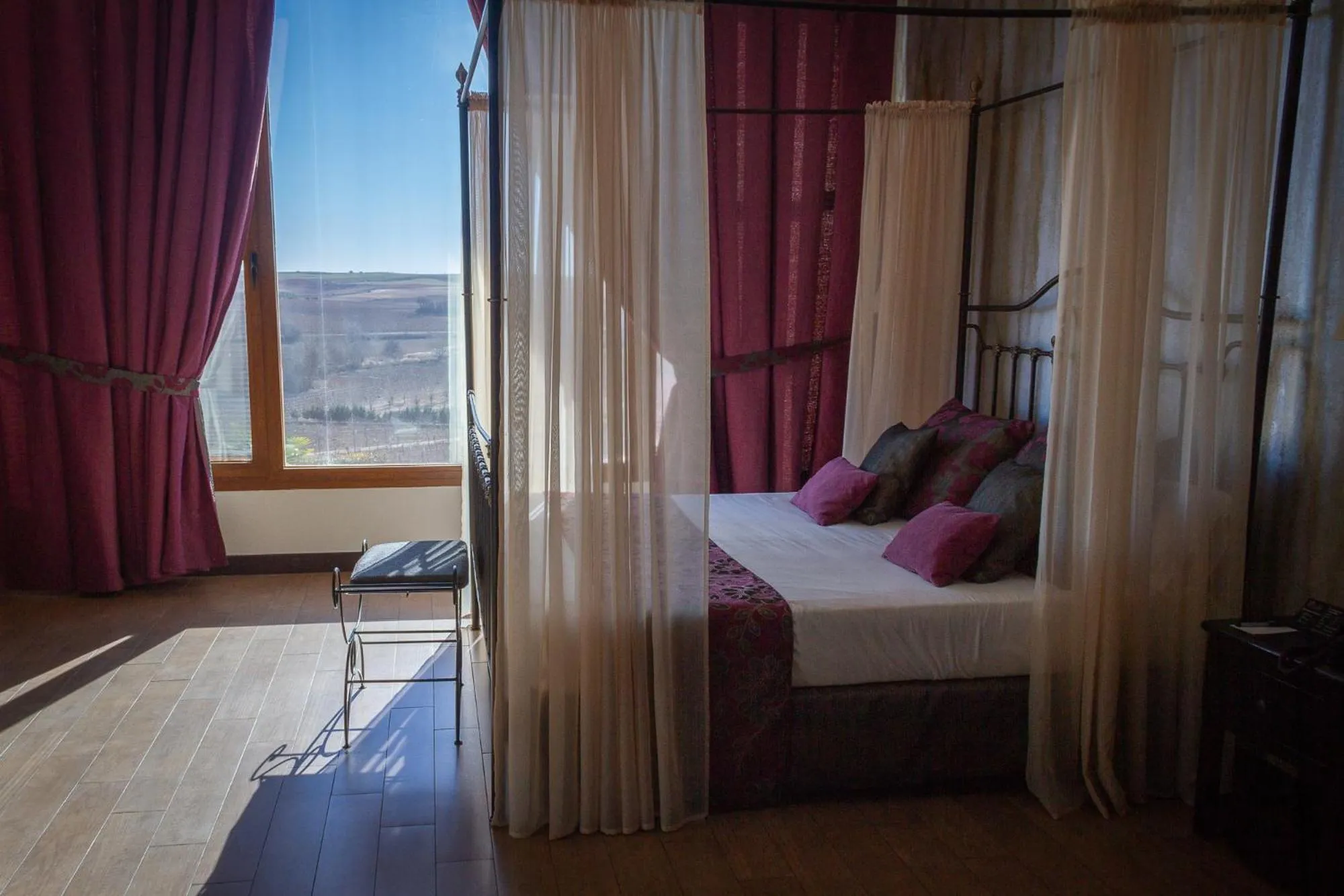 Staff, Bed in Complejo Enoturístico Finca La Estacada