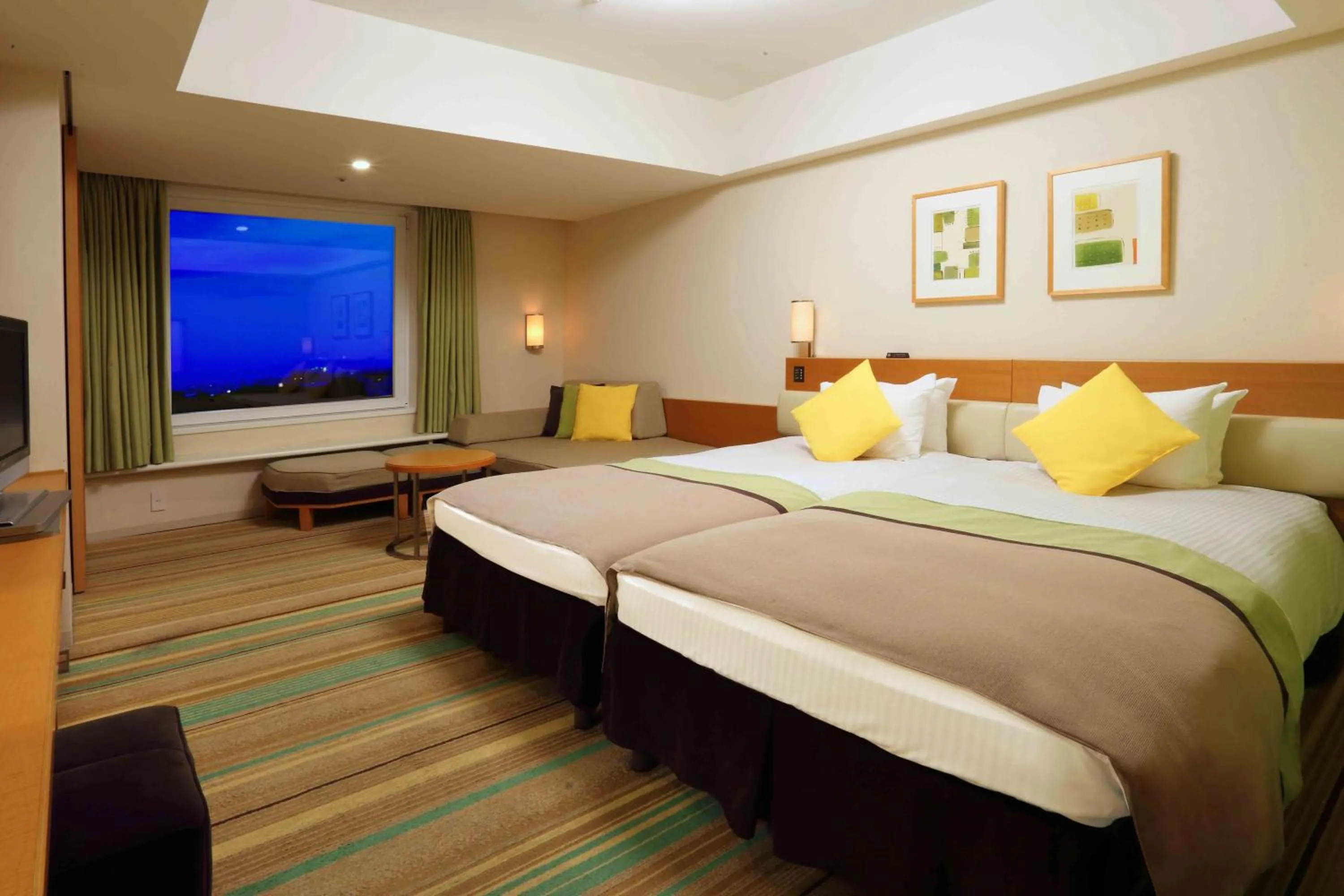 Bed in MAIHAMA VIEW HOTEL by HULIC Formerly Tokyo Bay Maihama Hotel