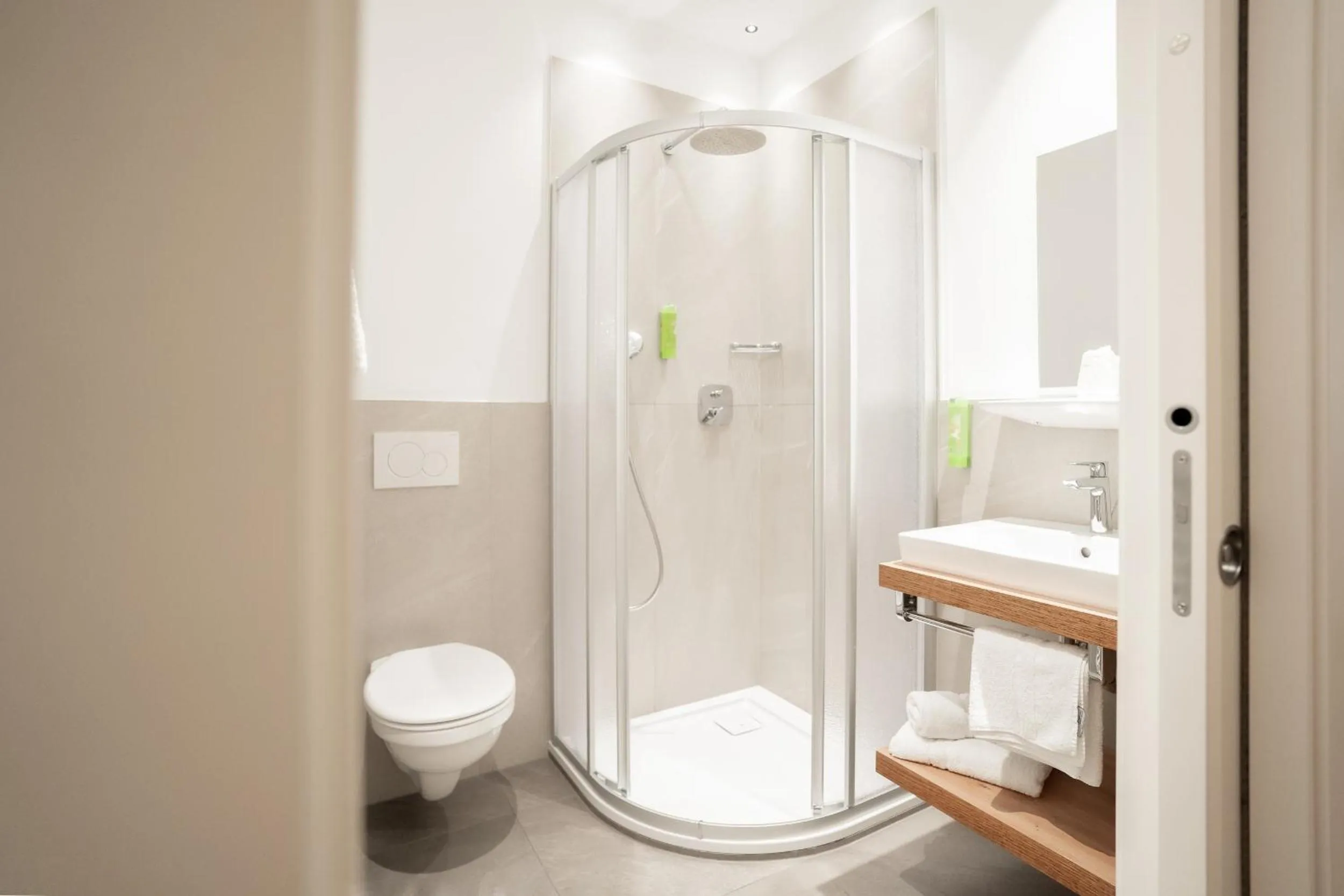 Bathroom in Feichter Hotel & Bistro