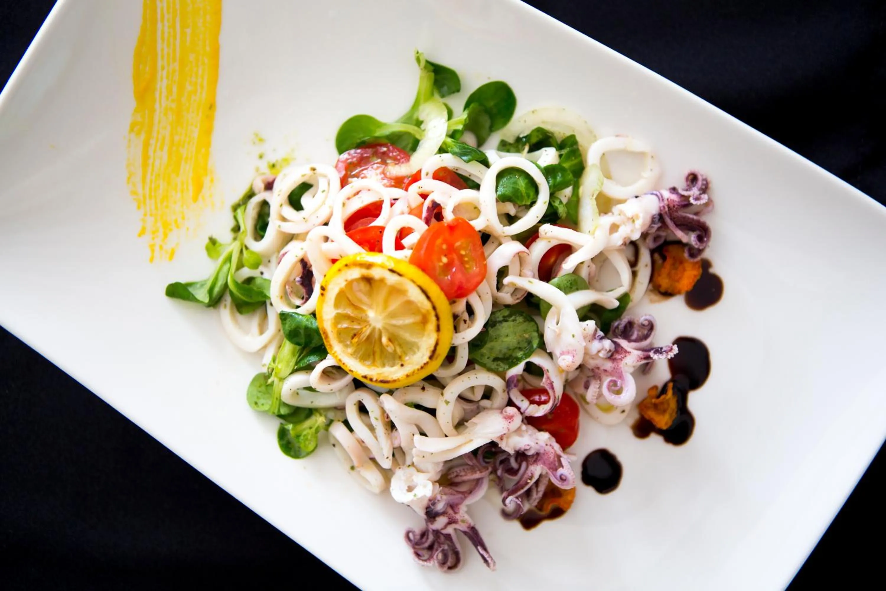 Restaurant/places to eat in Adrion Aparthotel