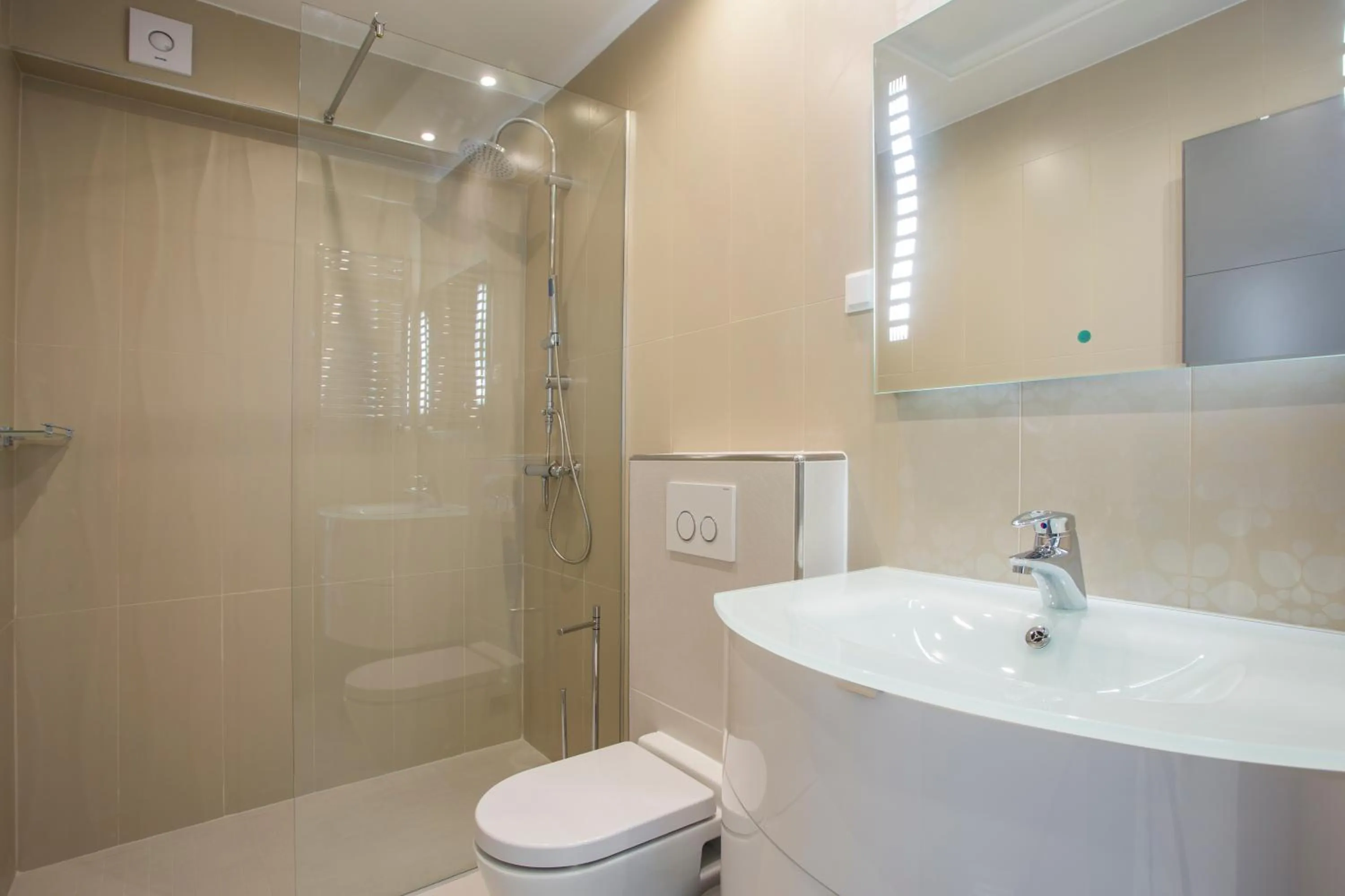 Shower in Adrion Aparthotel