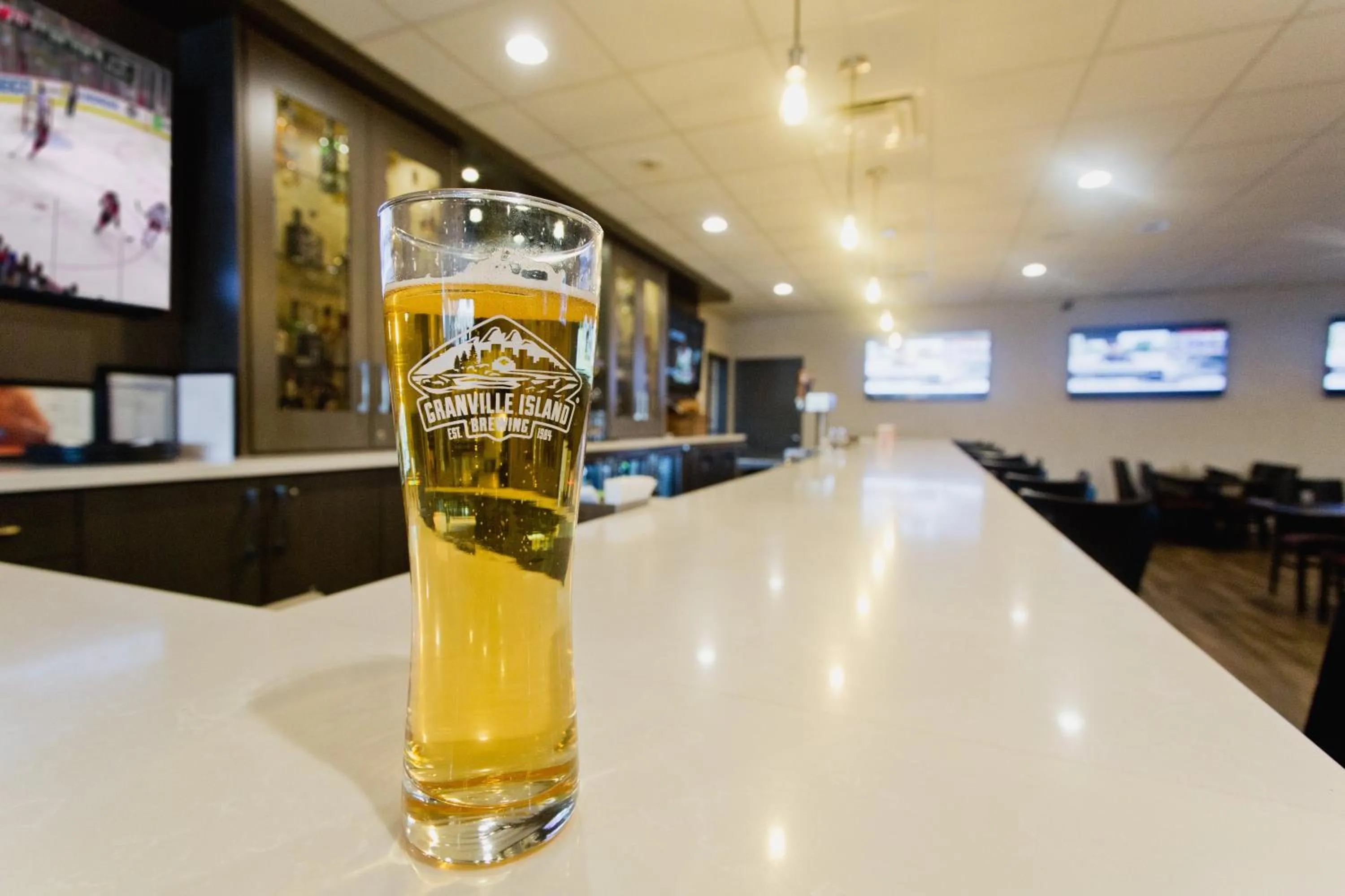 Restaurant/places to eat in Holiday Inn Hotel Peterborough Waterfront by IHG