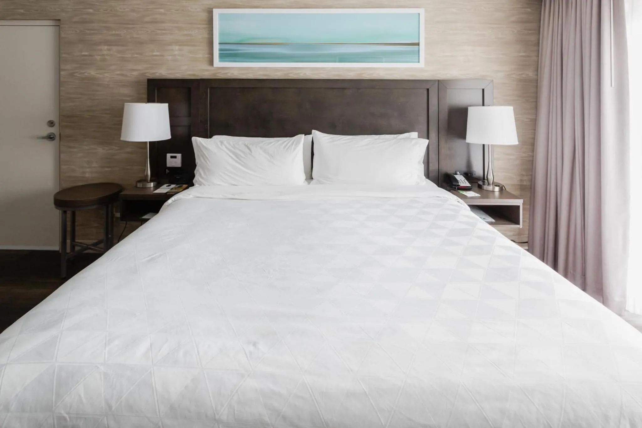 Bed in Holiday Inn Hotel Peterborough Waterfront by IHG