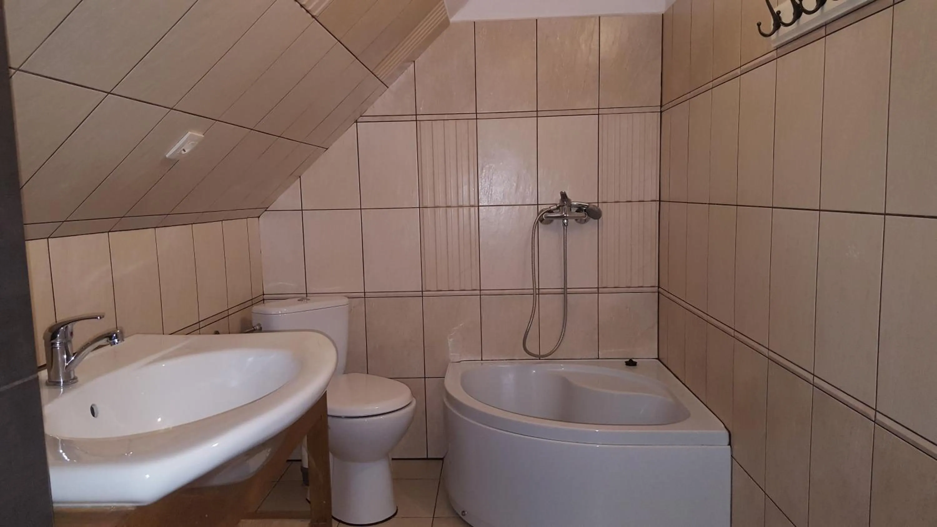 Pokoje i domki Saraceńska Chata