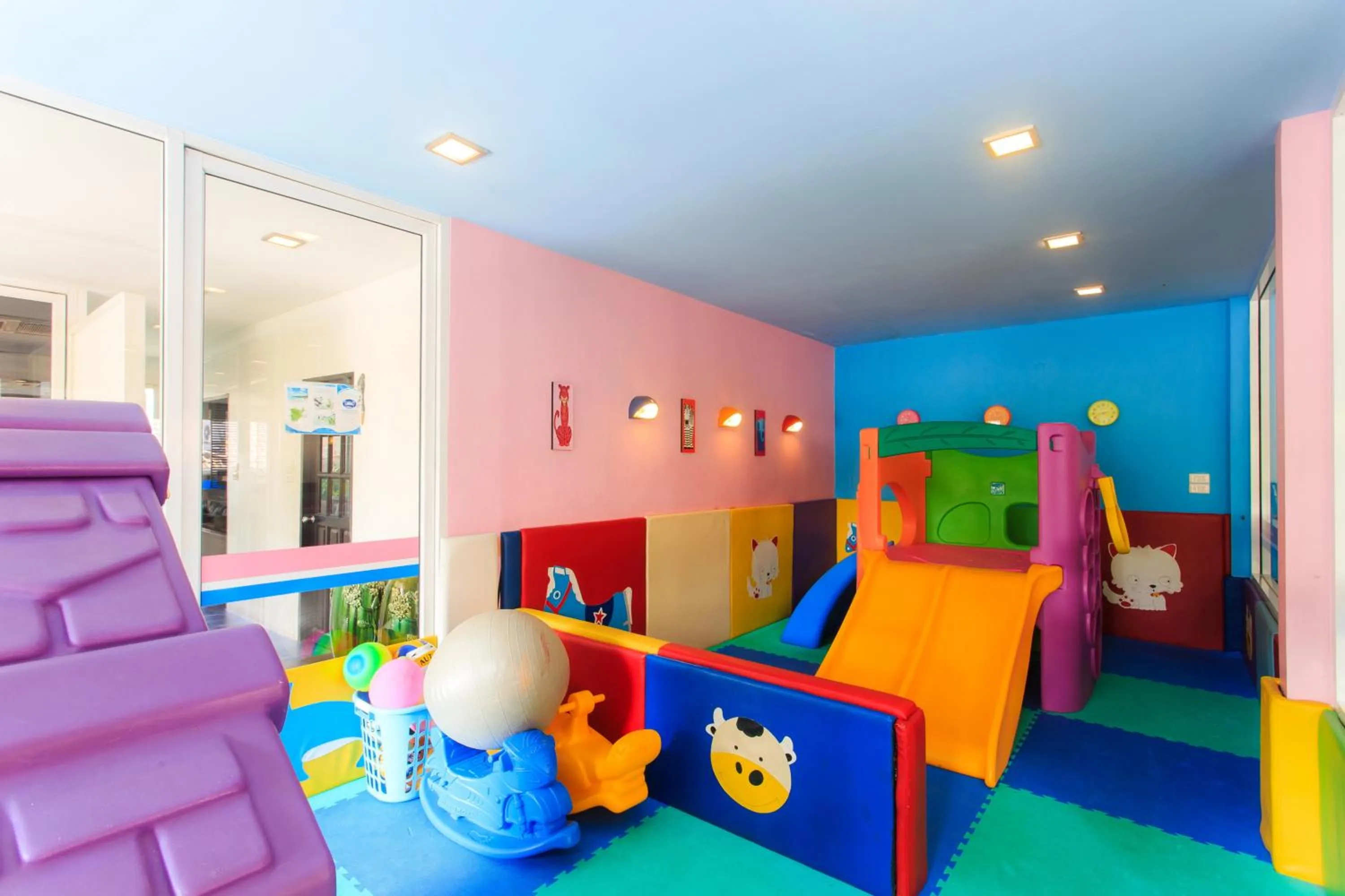 Kids's club in Chaweng Cove Beach Resort