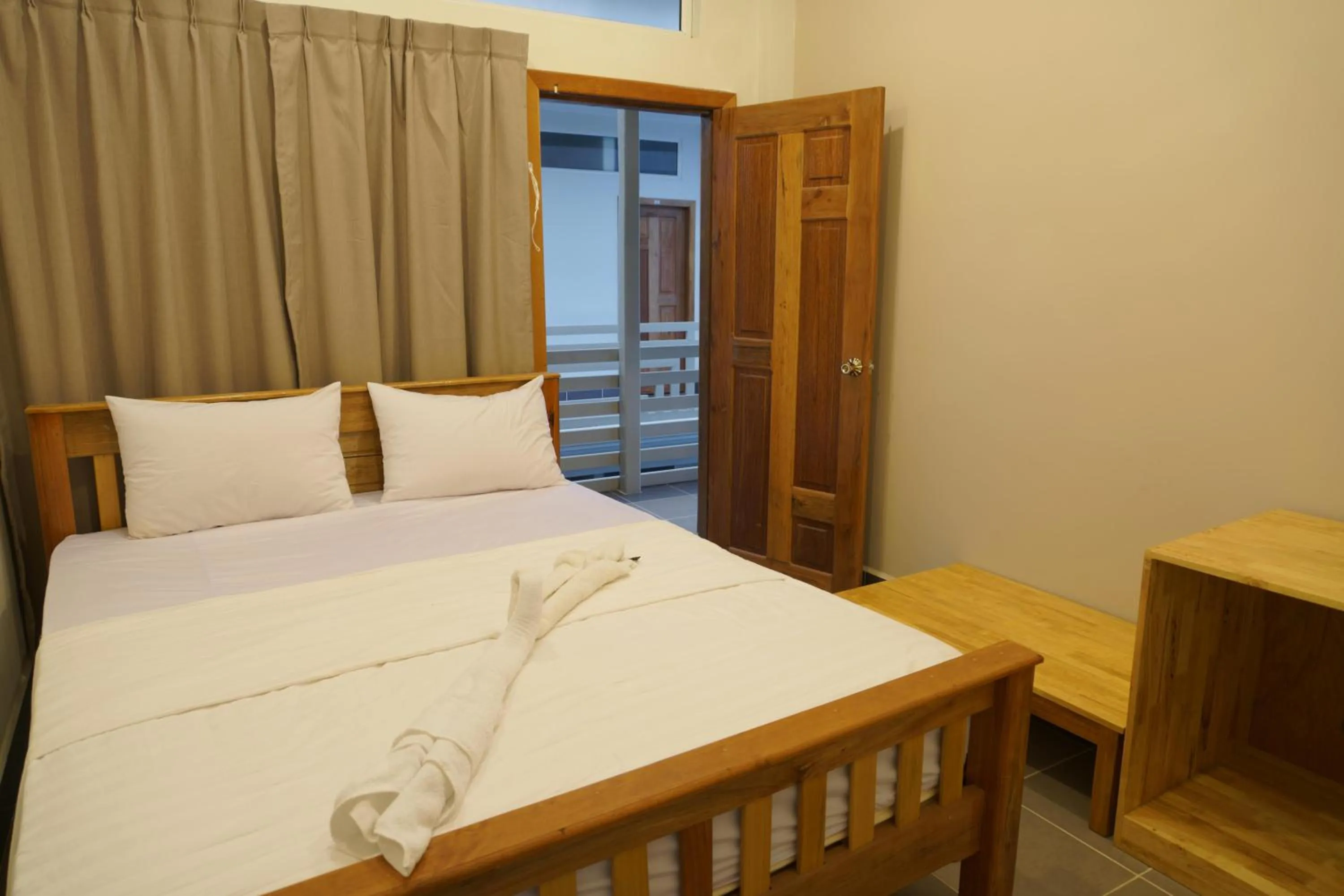 Photo of the whole room, Bed in Sok Heng Guesthouse