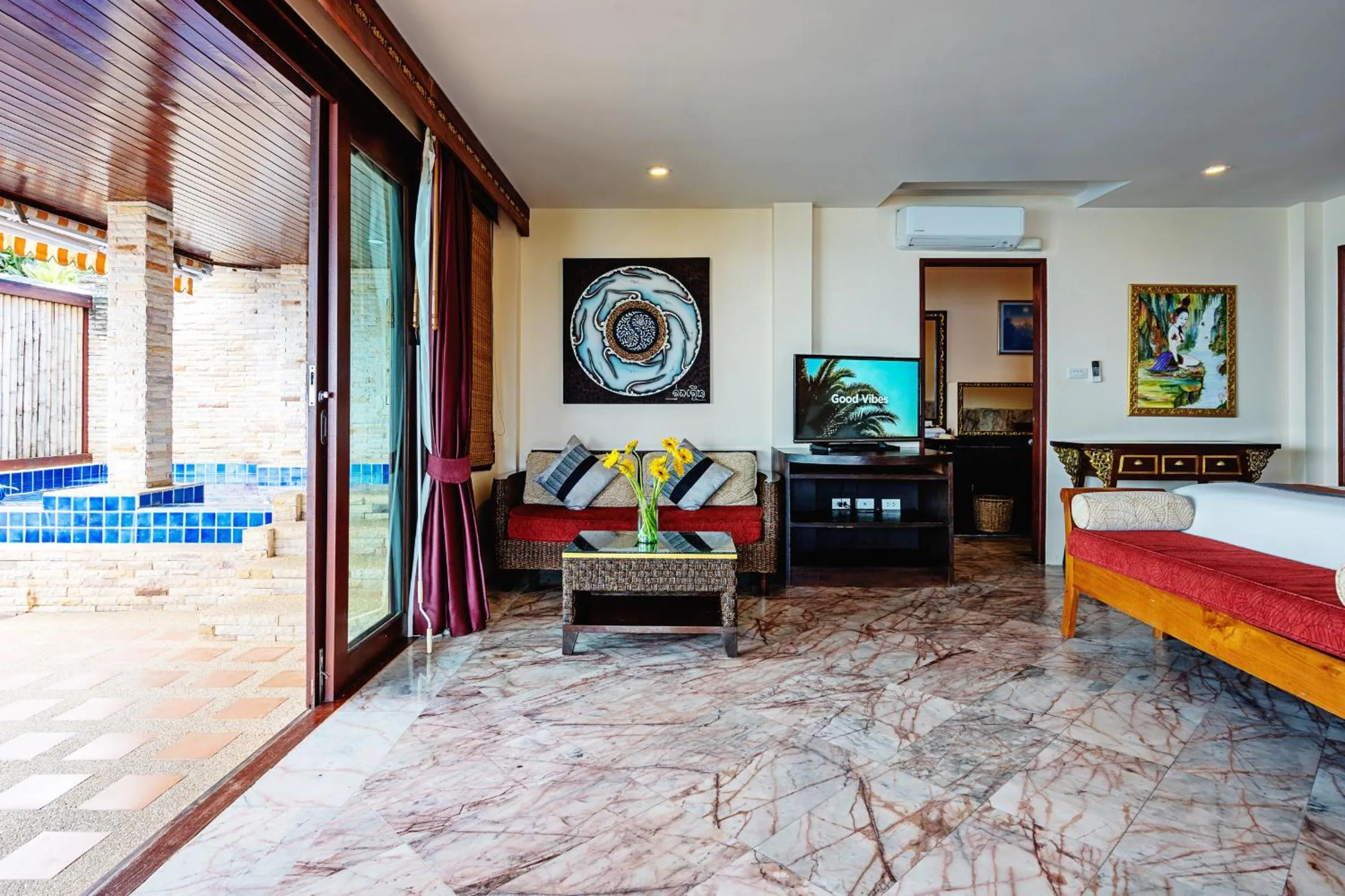 TV and multimedia, Bed in Sandalwood Luxury Villa Resort