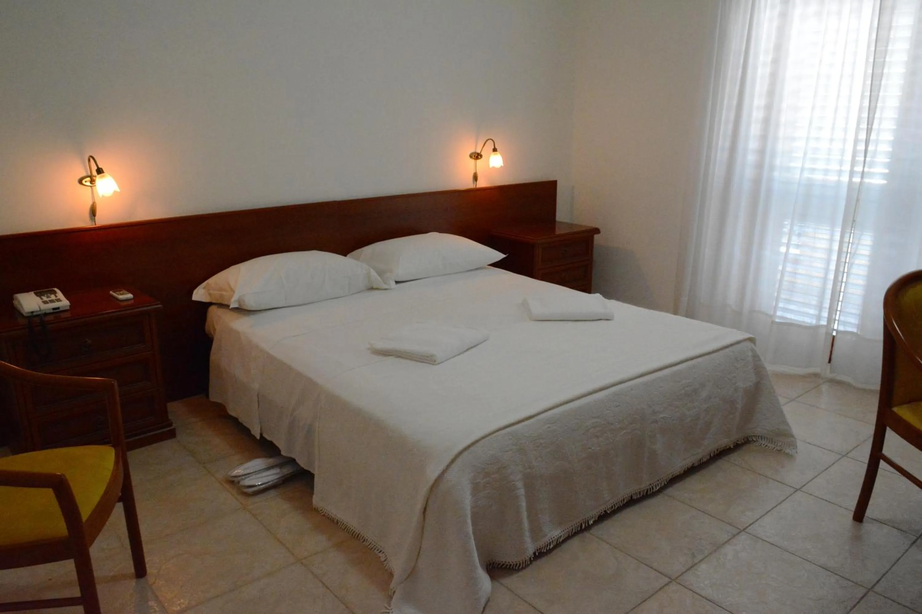 Bed in Castelvetere Hotel