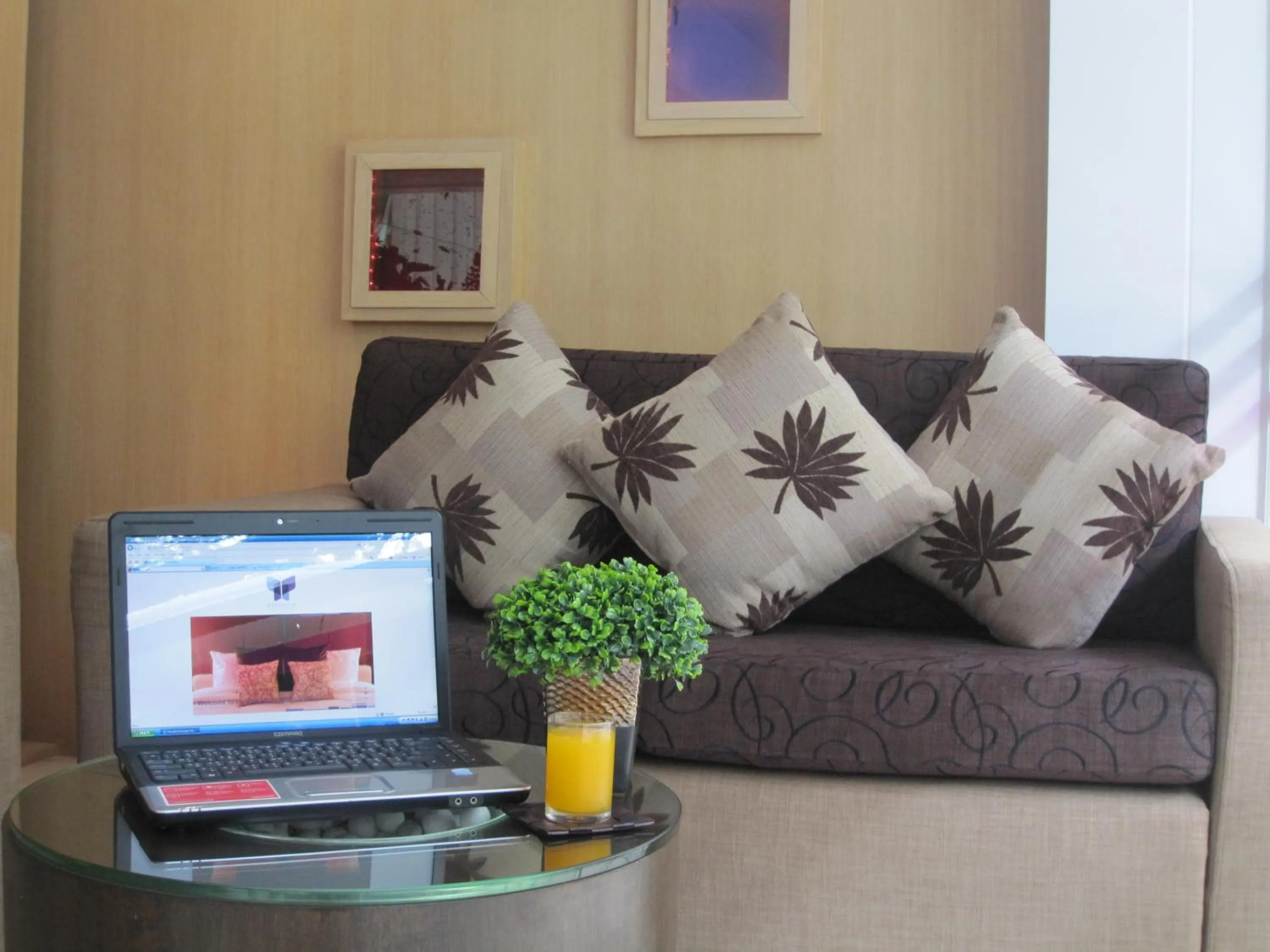 Seating area in Paradiso Boutique Suites