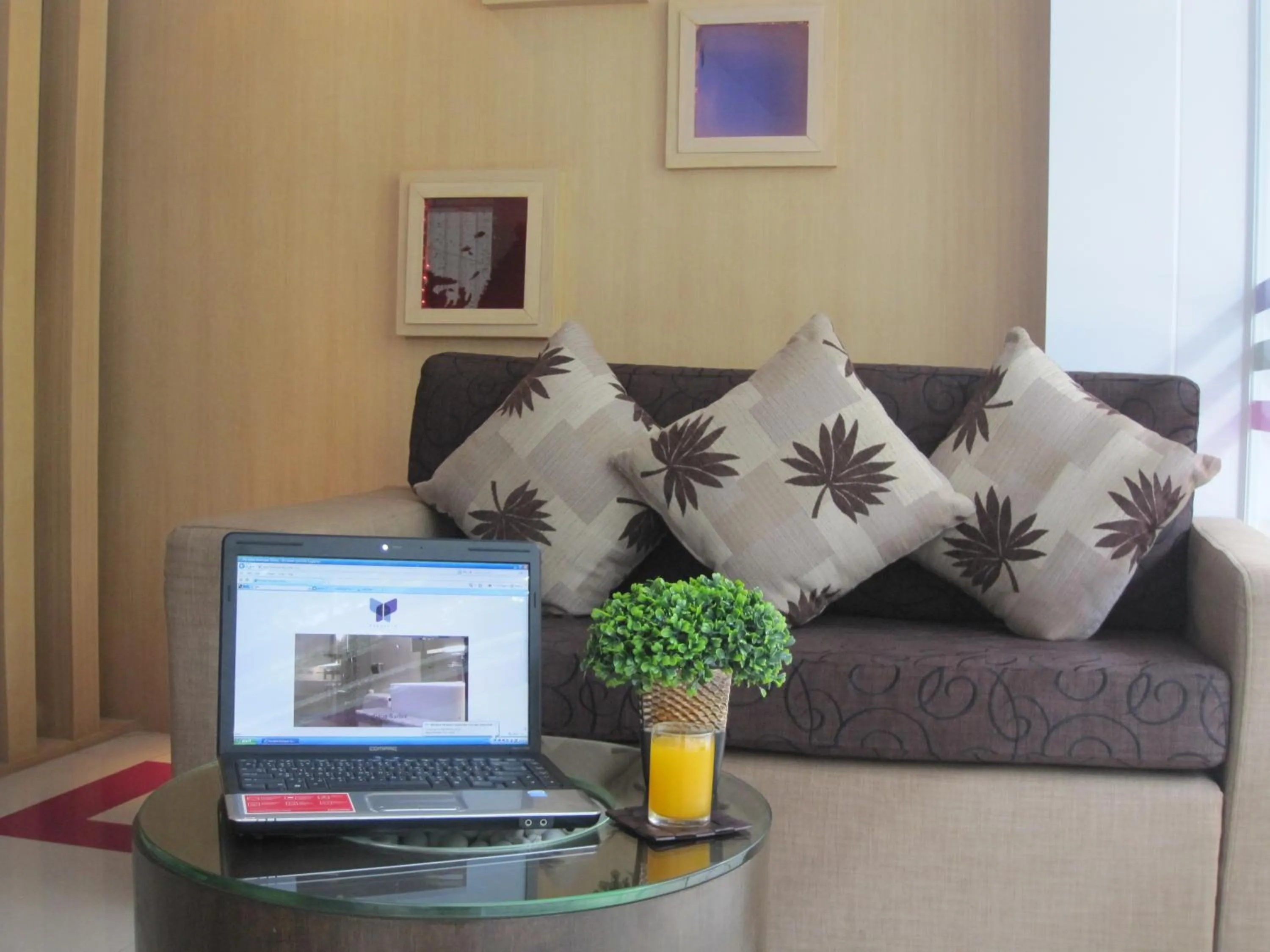 Living room in Paradiso Boutique Suites