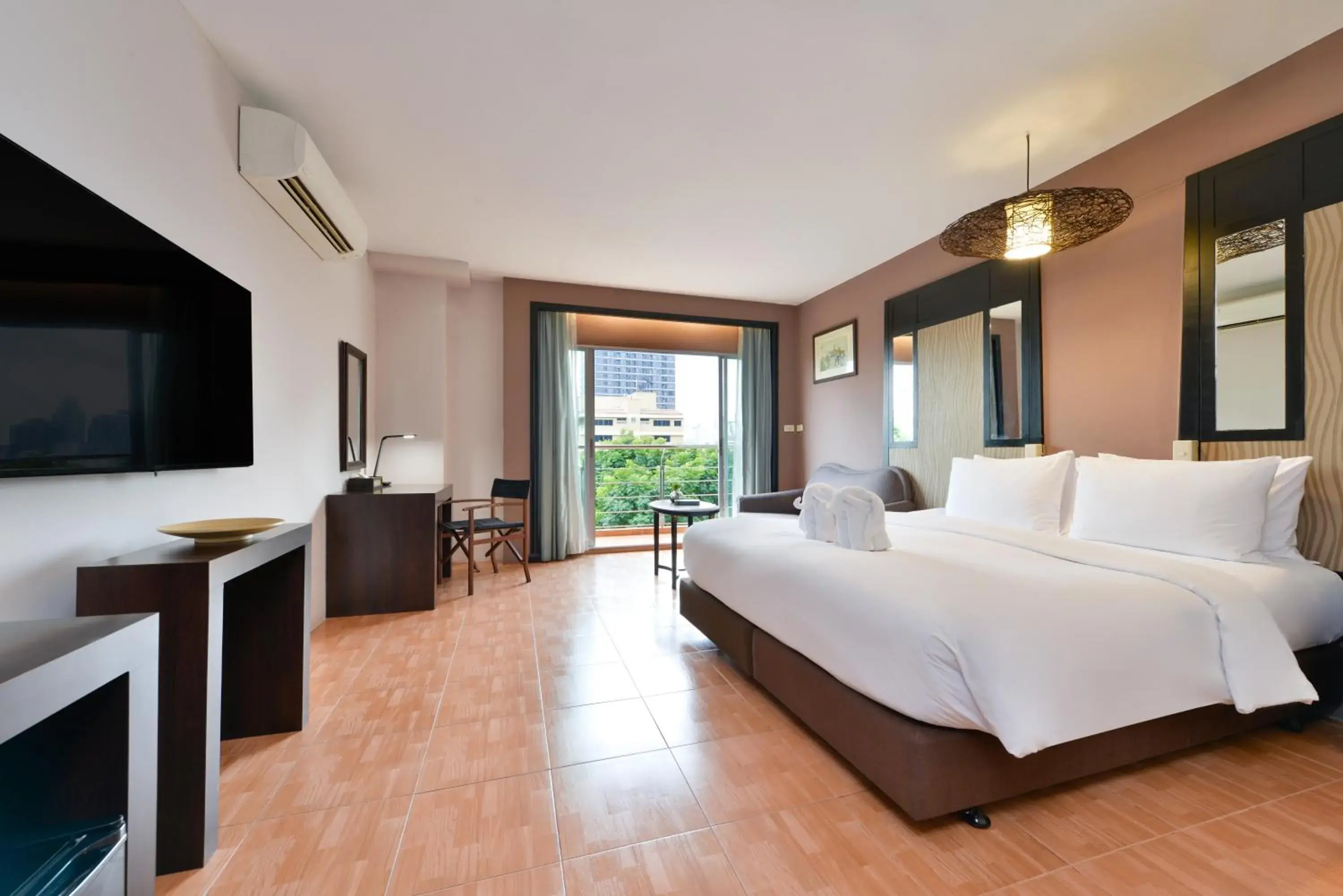 Deluxe Double Room in Royal View Resort - Rang Nam Deluxe Double Room in Royal View Resort - Rang Nam
