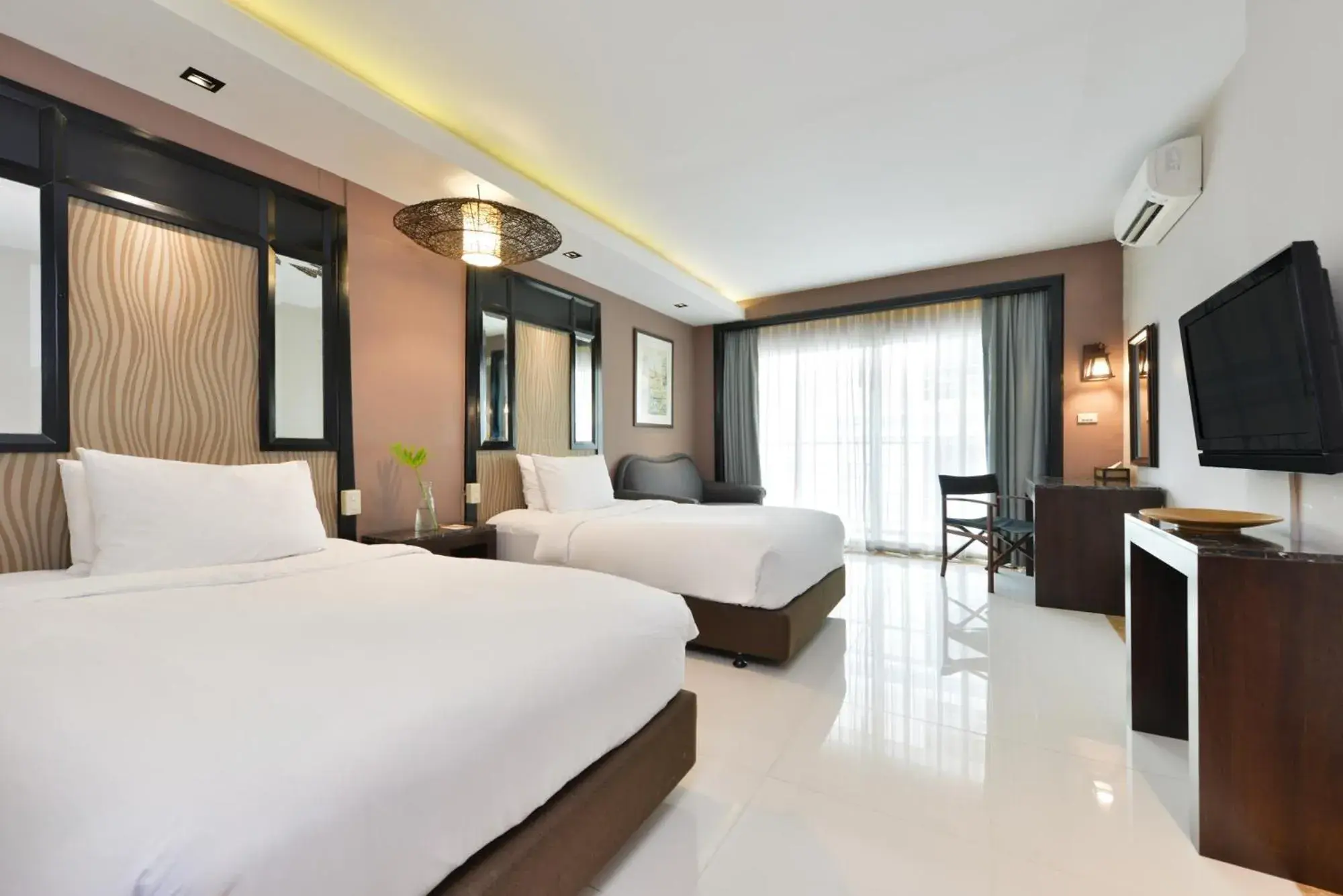 Superior Twin Room in Royal View Resort - Rang Nam Superior Twin Room in Royal View Resort - Rang Nam