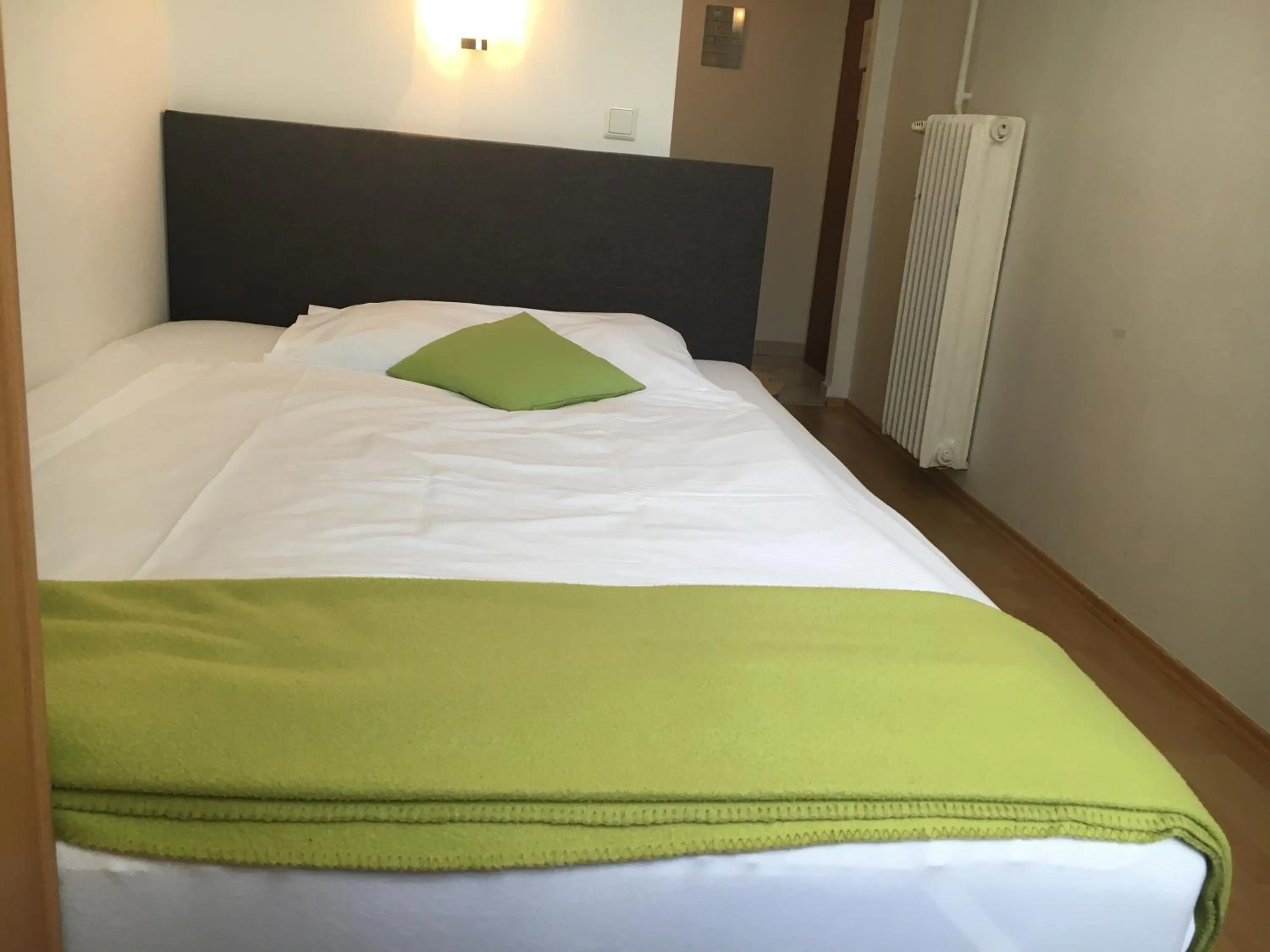 Bed in Pension Ani-Falstaff