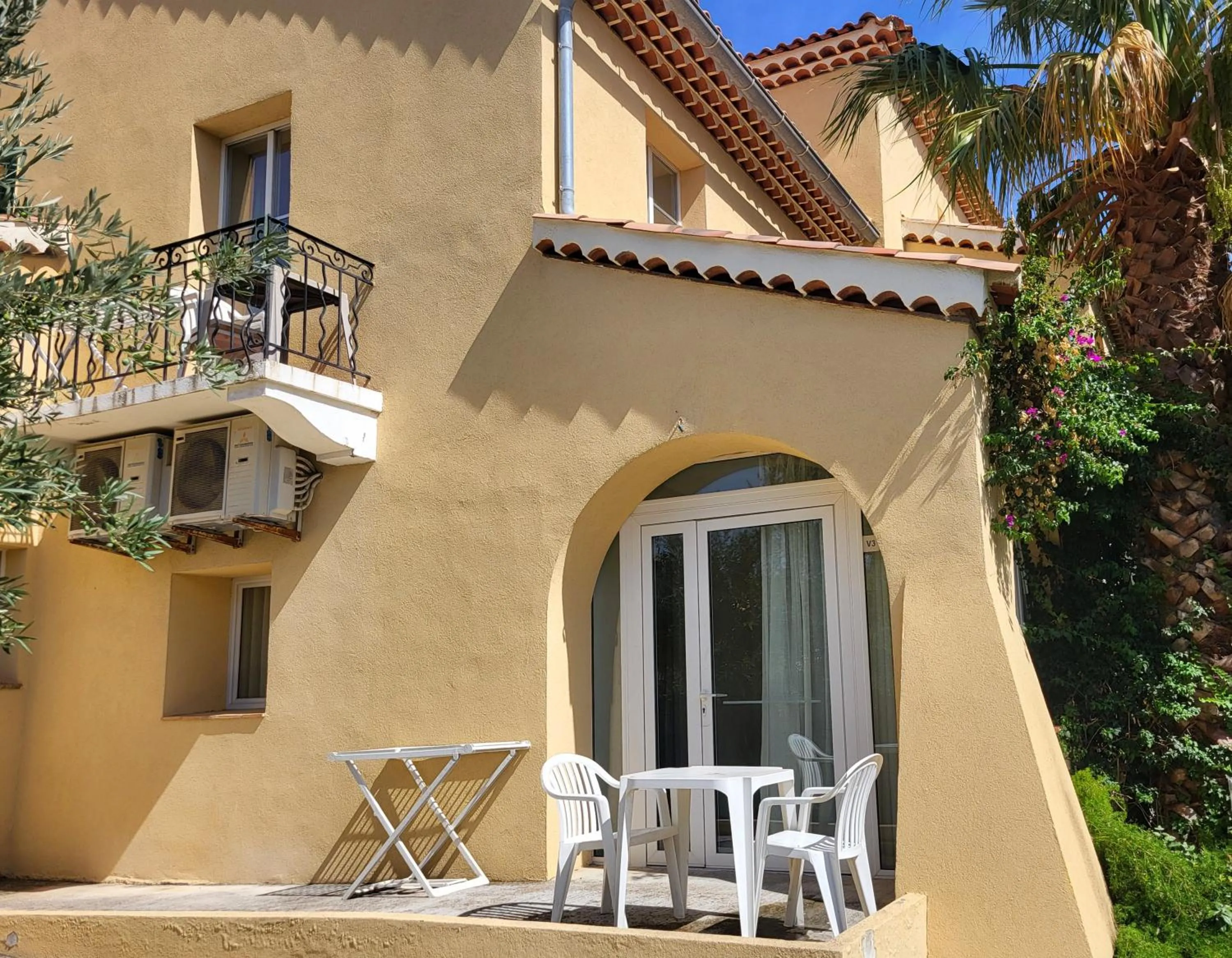 Balcony/Terrace in VVF Golfe de Saint-Tropez