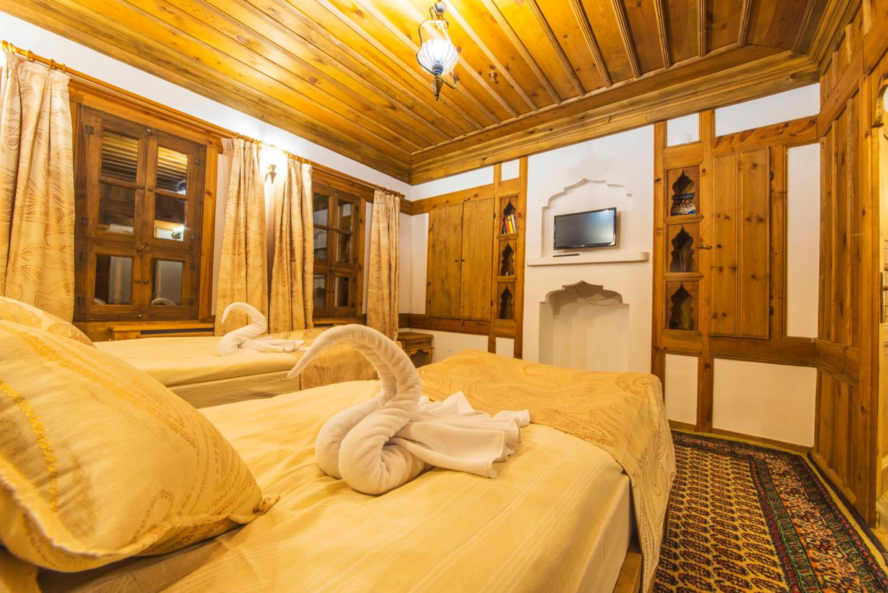 Shower in Akbulut Konak