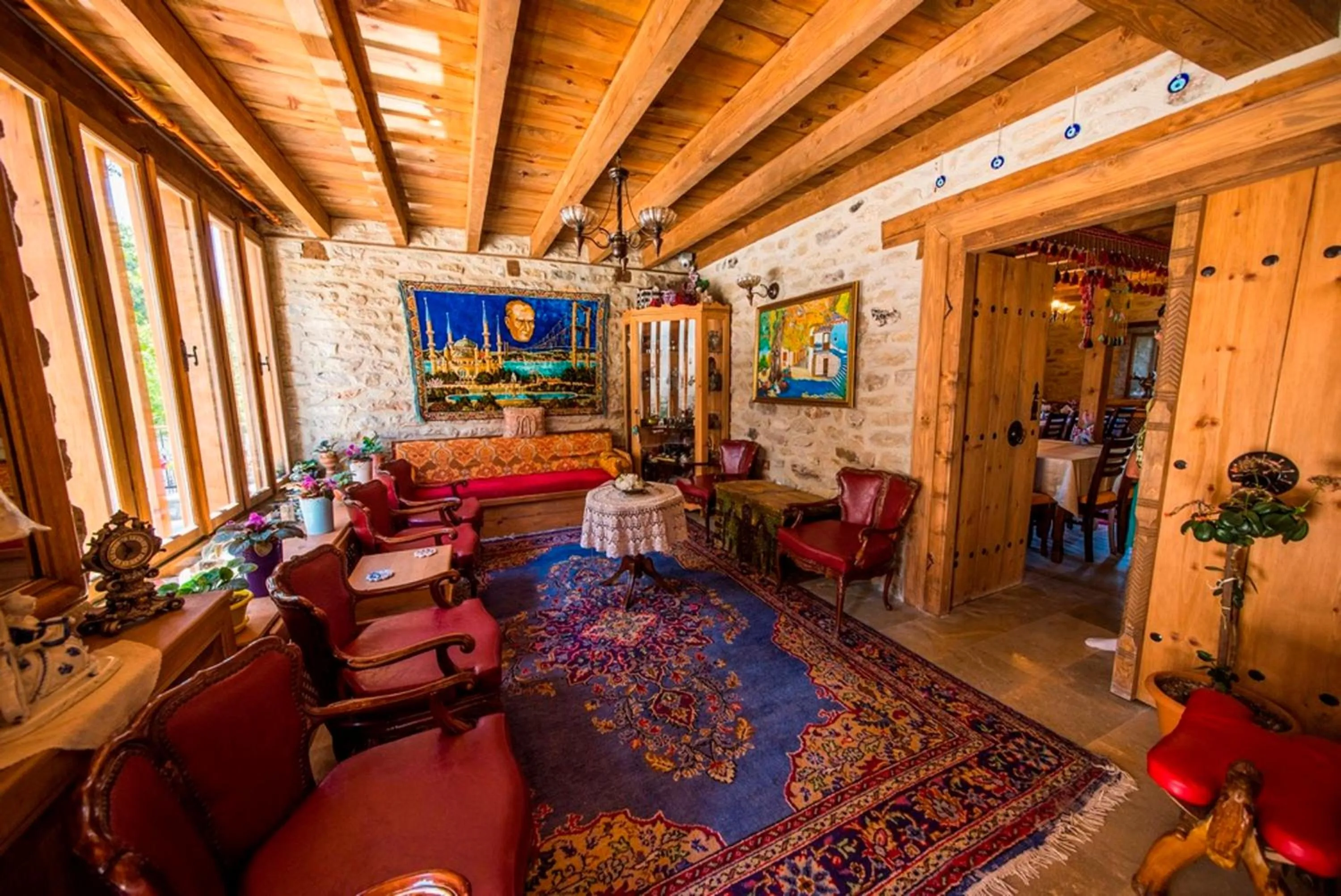 Communal lounge/ TV room in Akbulut Konak