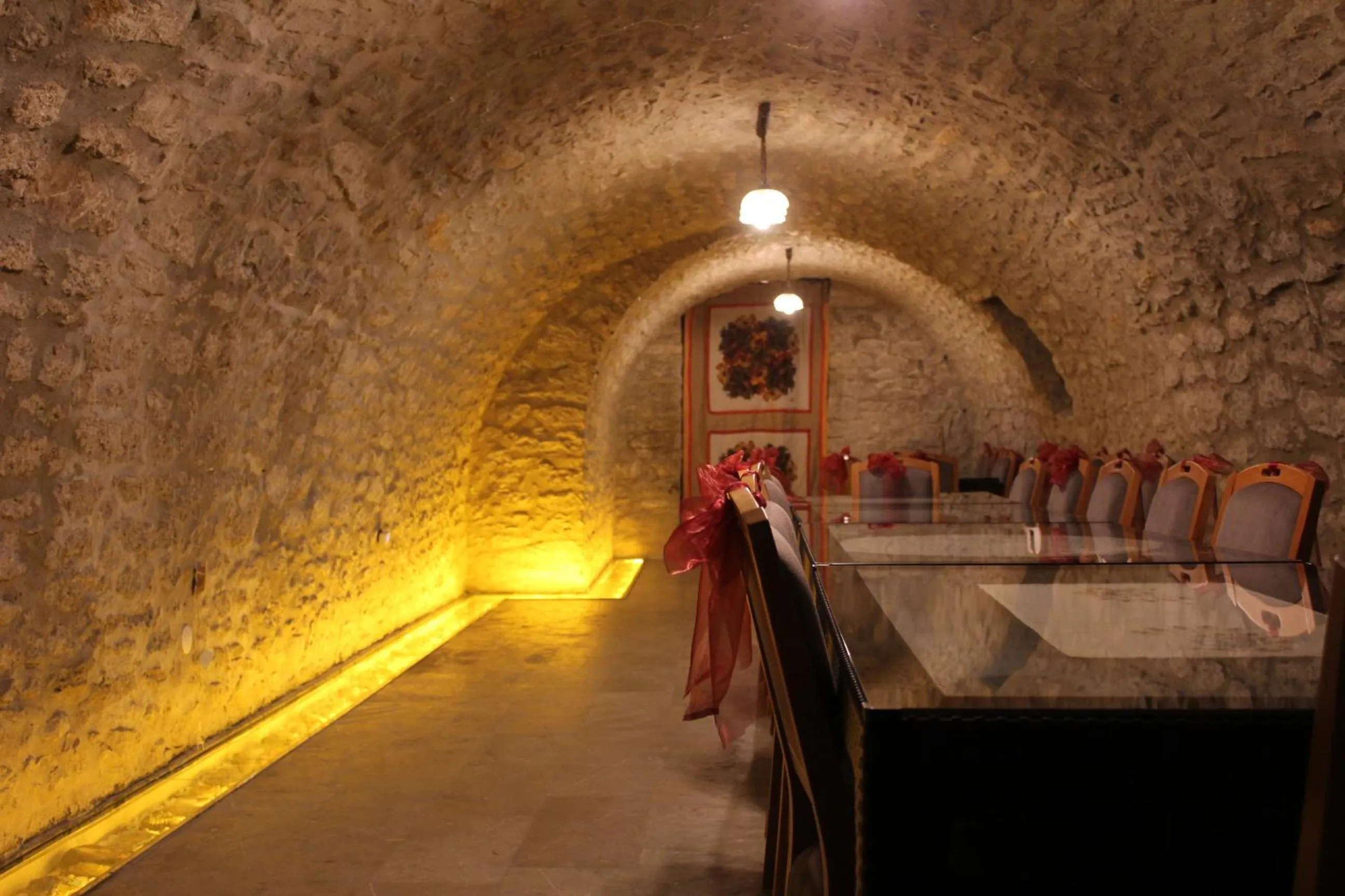 Business facilities in Akbulut Konak