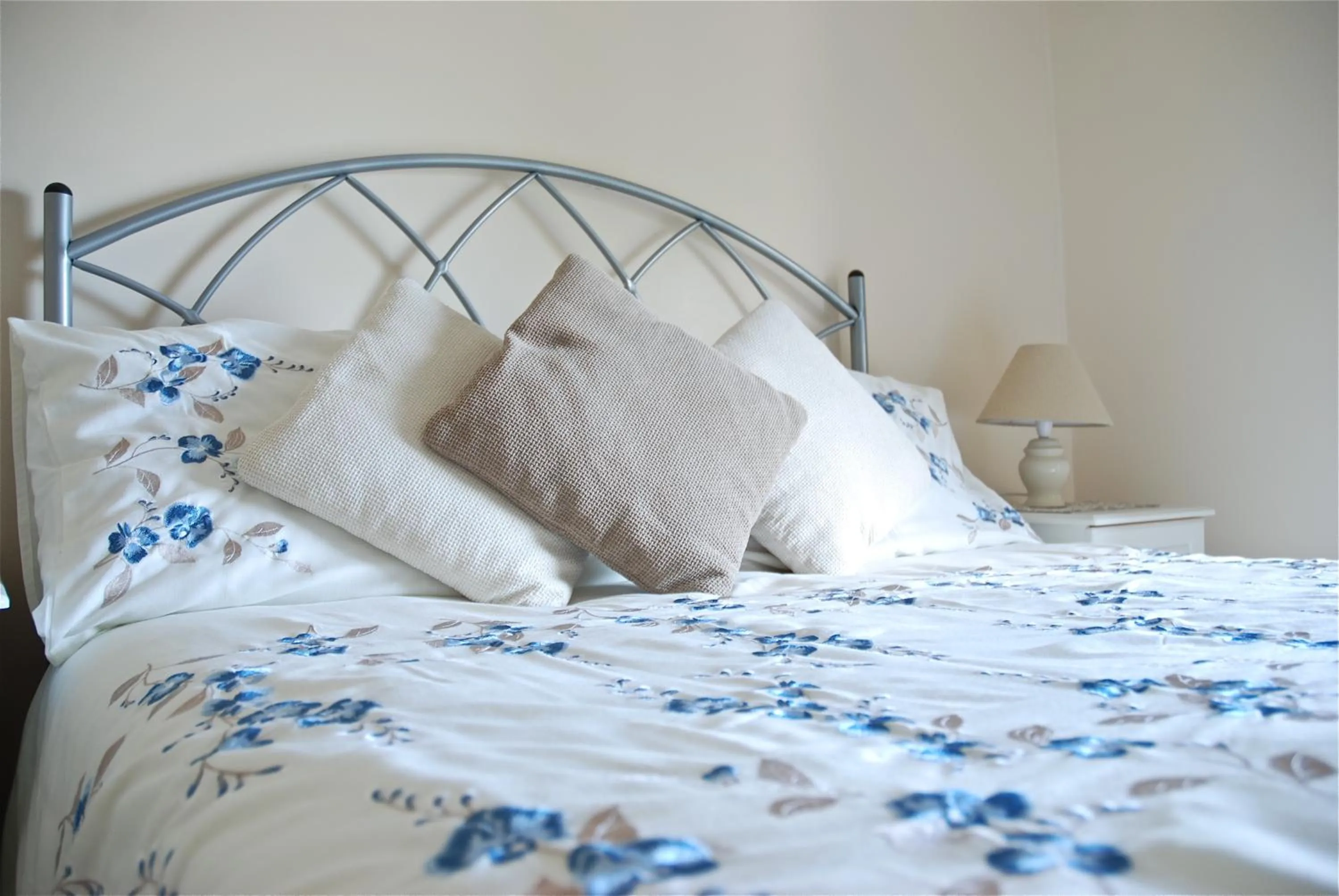 Bed in Kingsleigh Guest House