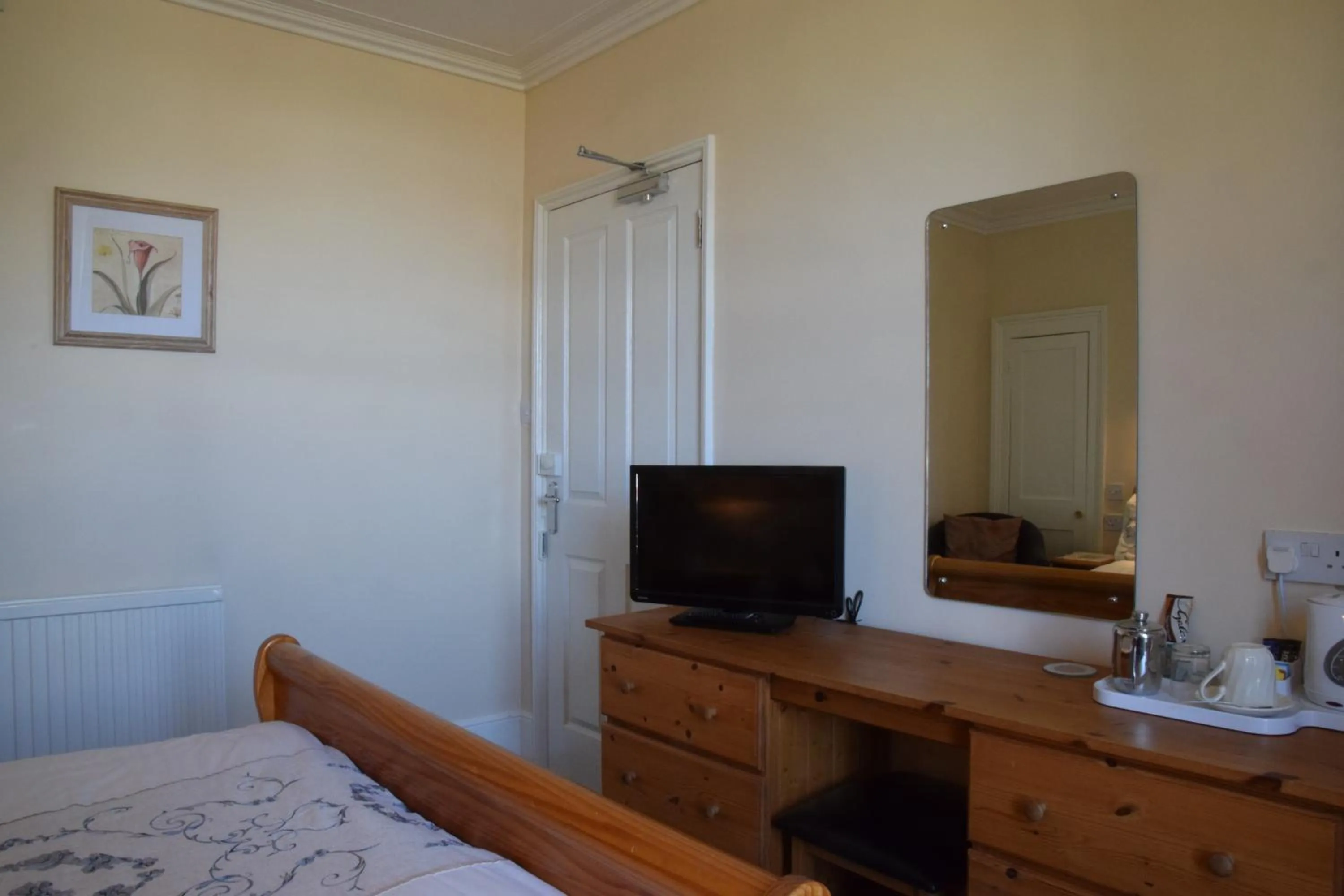 Photo of the whole room, Bed in Kingsleigh Guest House