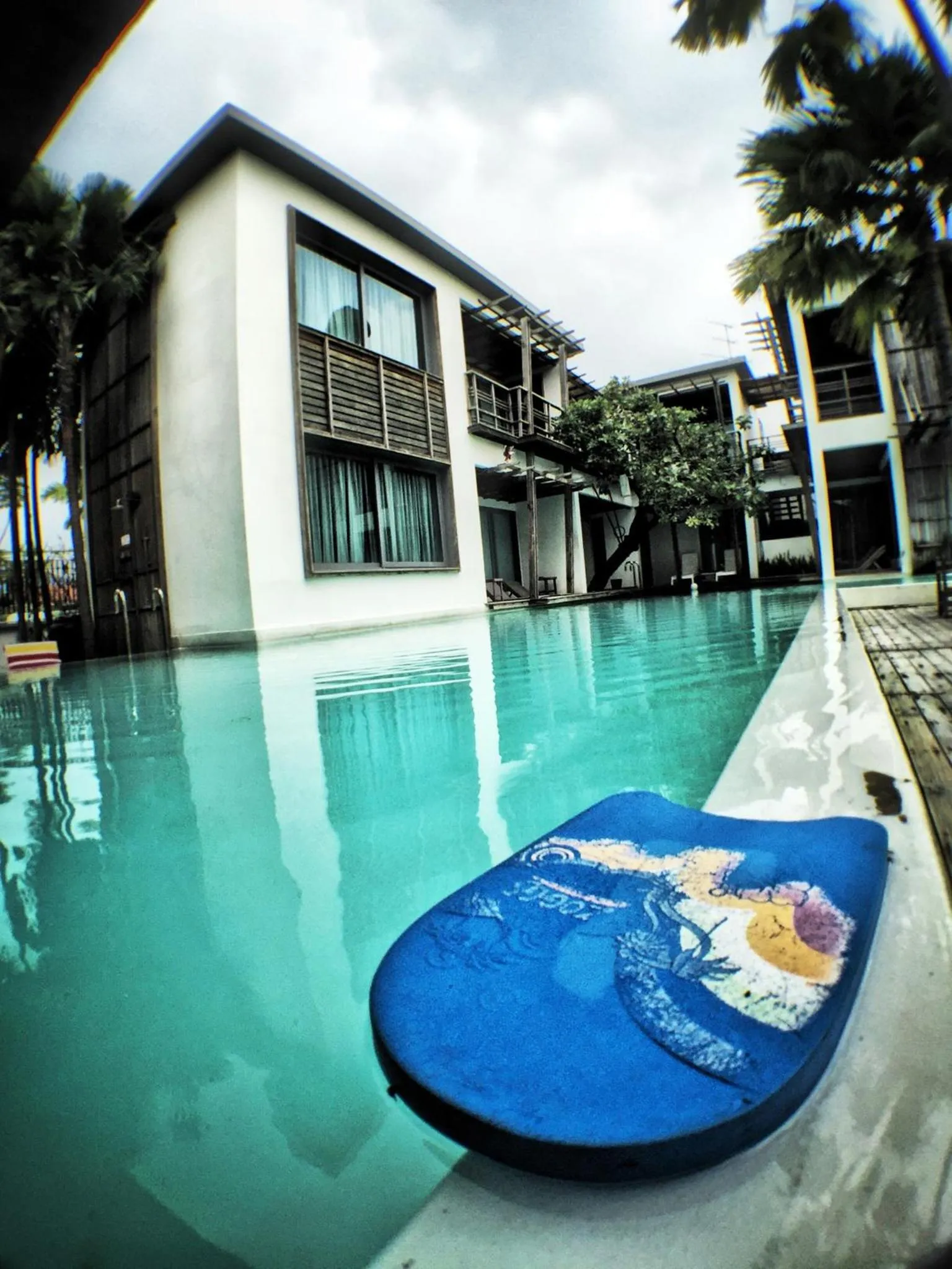 Swimming pool in Paragon Inn