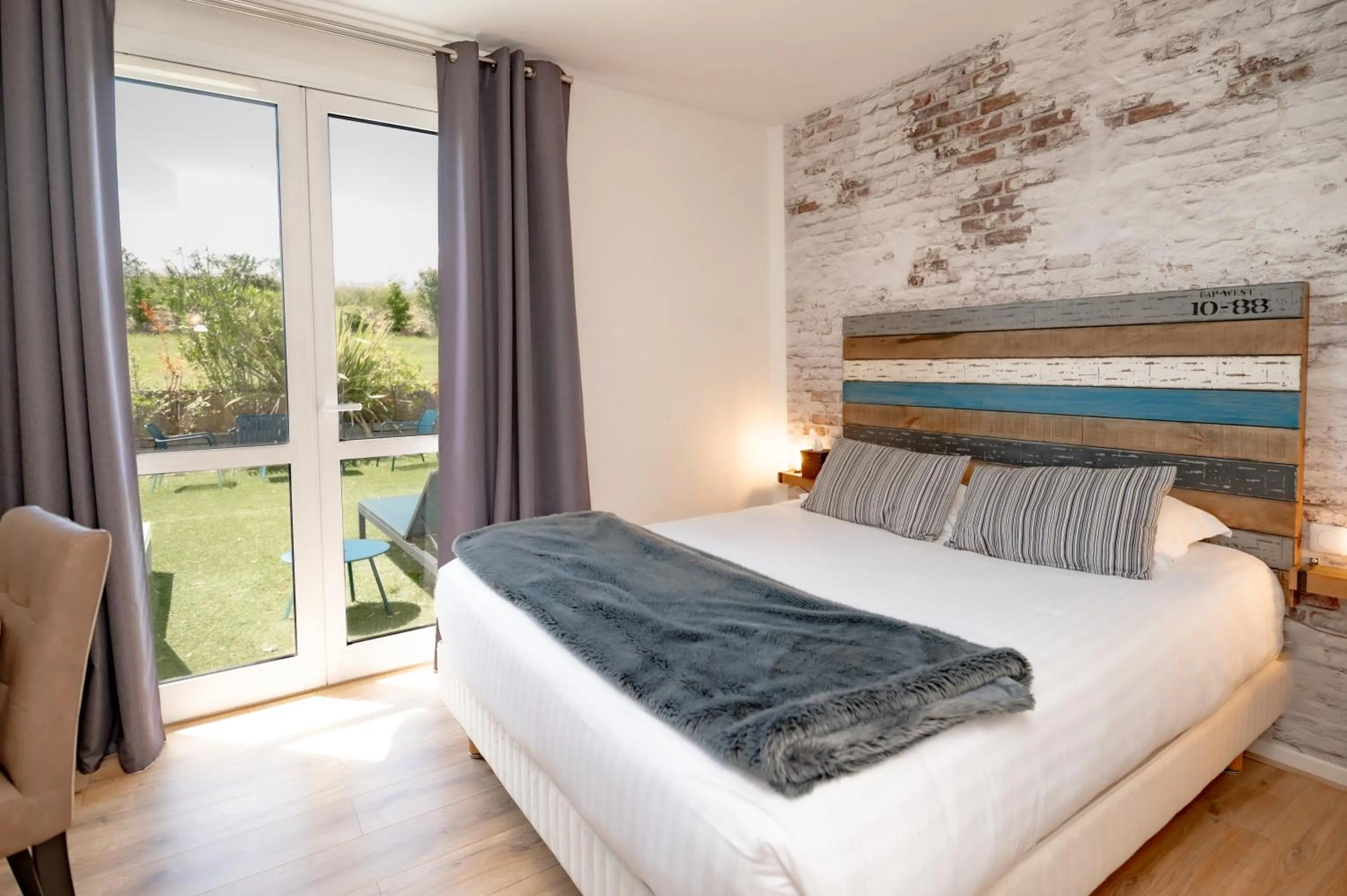 Bedroom, Bed in Pey La Tour - Logis Hôtels & Restaurant