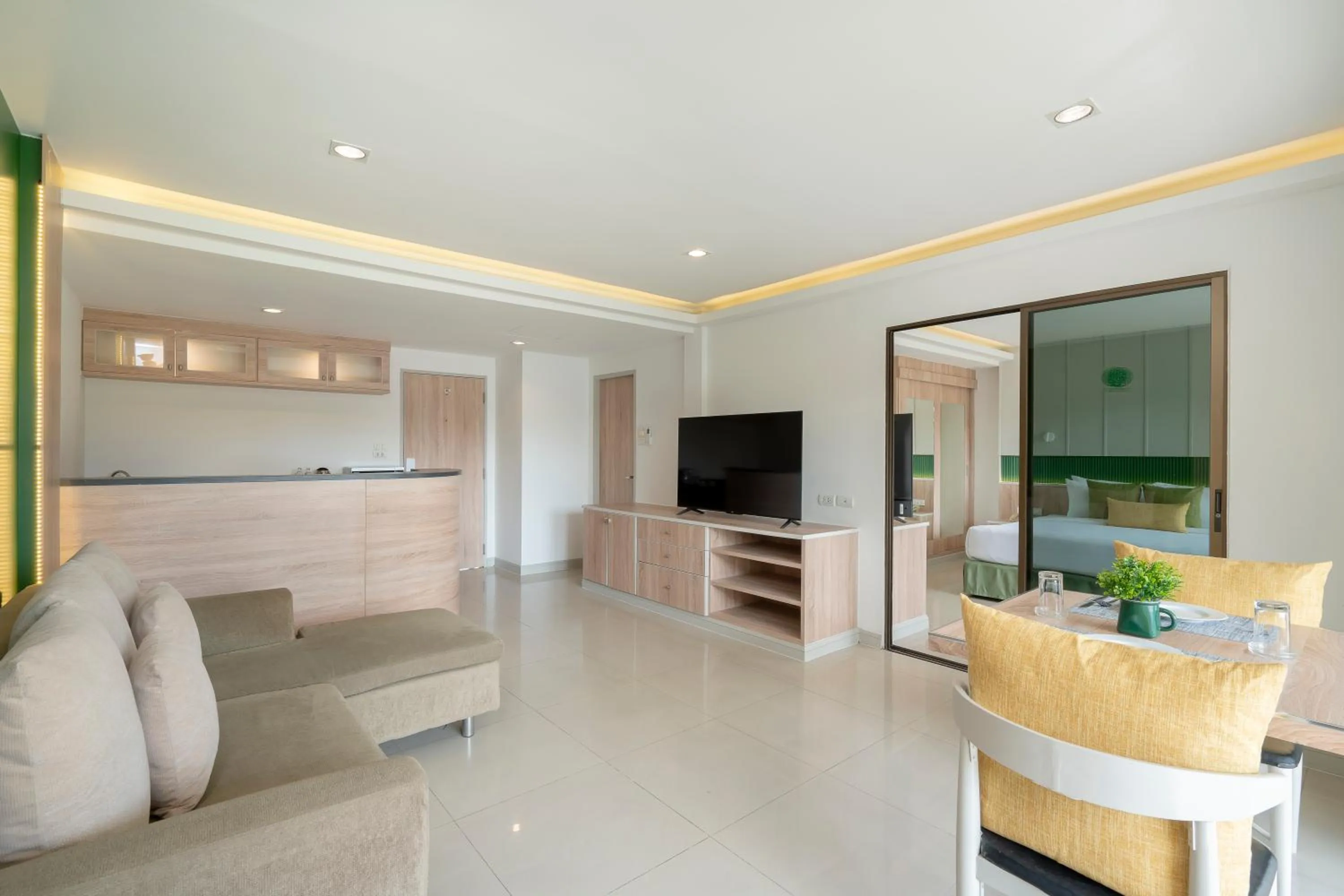 Living room in The Green Park Resort