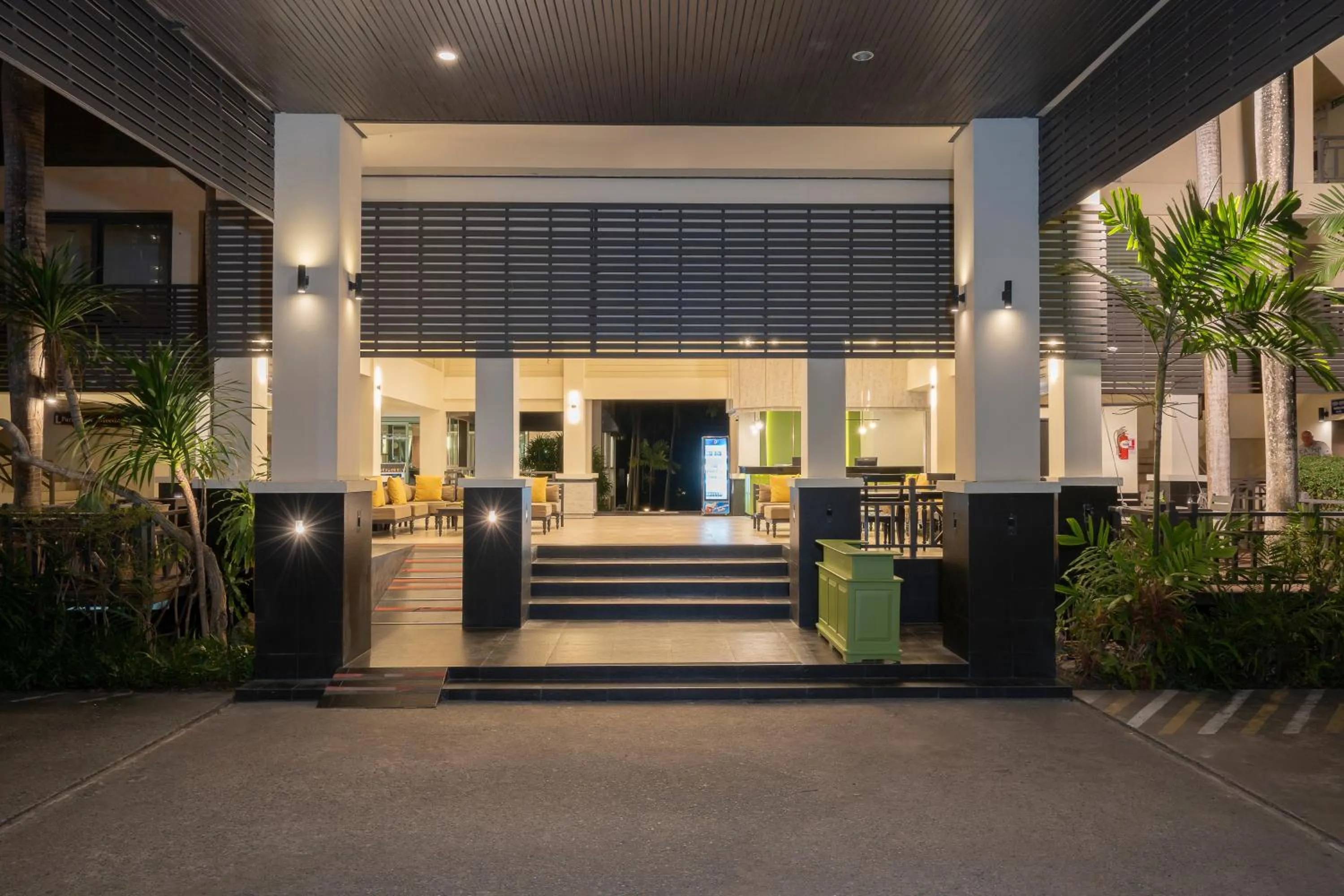 Lobby or reception in The Green Park Resort