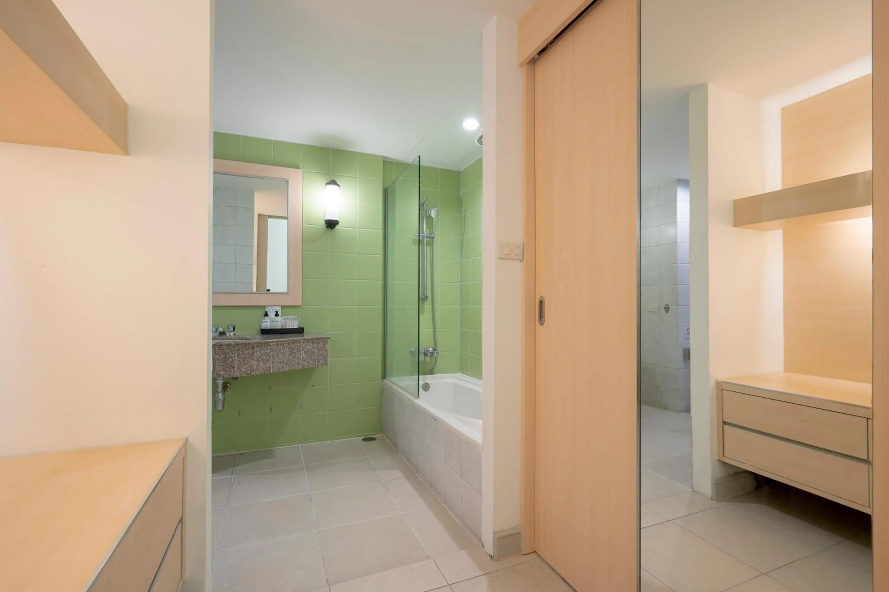 The Green Park Resort