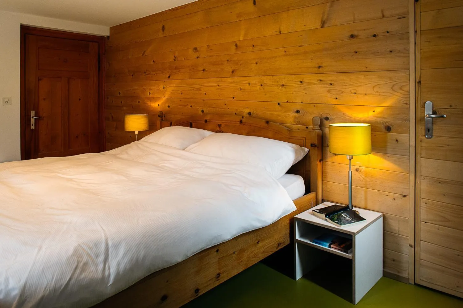 Photo of the whole room in Landhus Almens