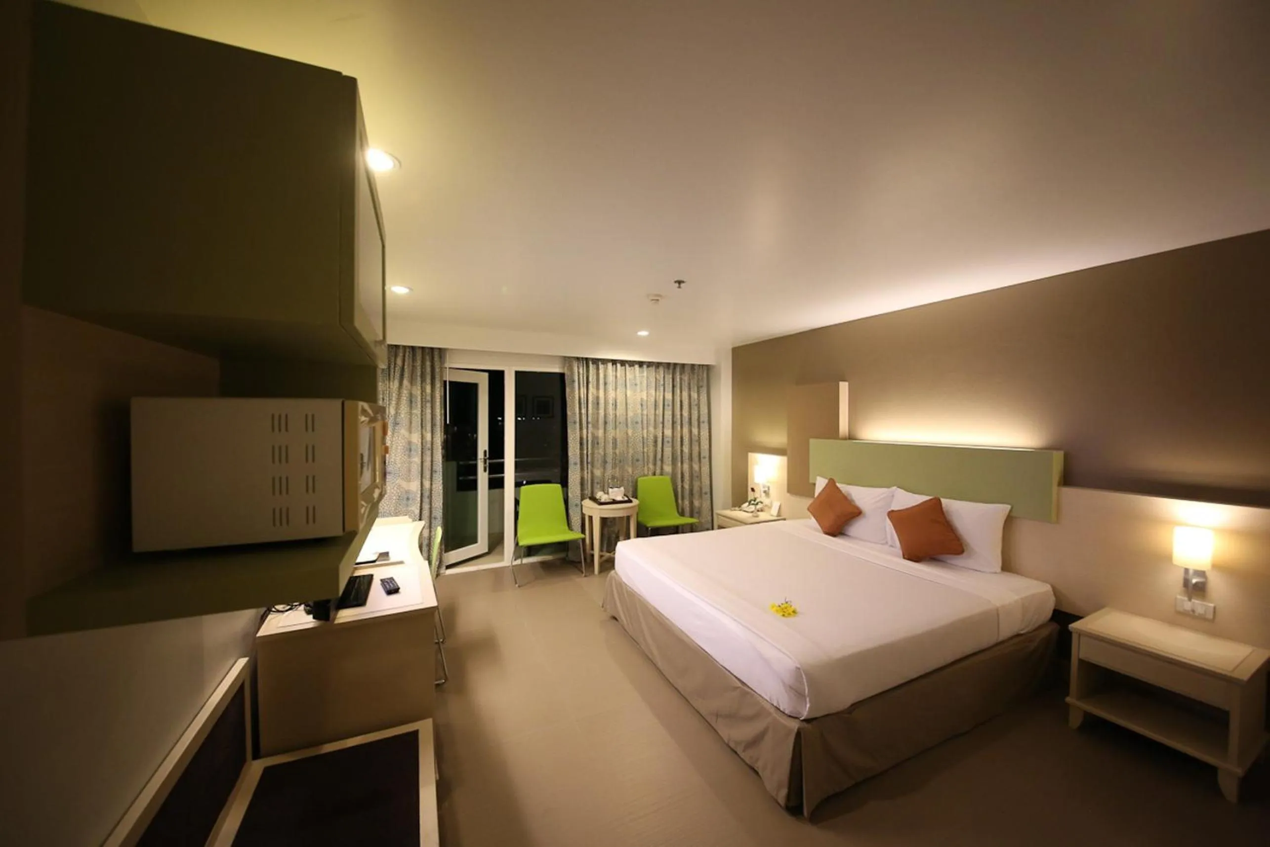 Bed in Sunshine Vista Hotel