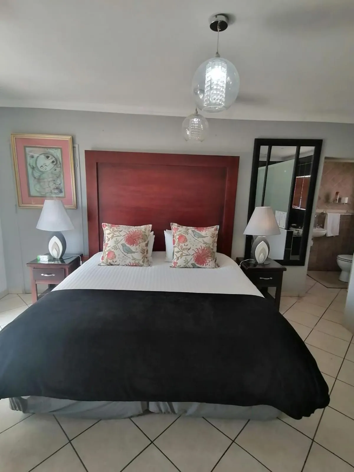 Bed in Bri-Shel Manor B&B