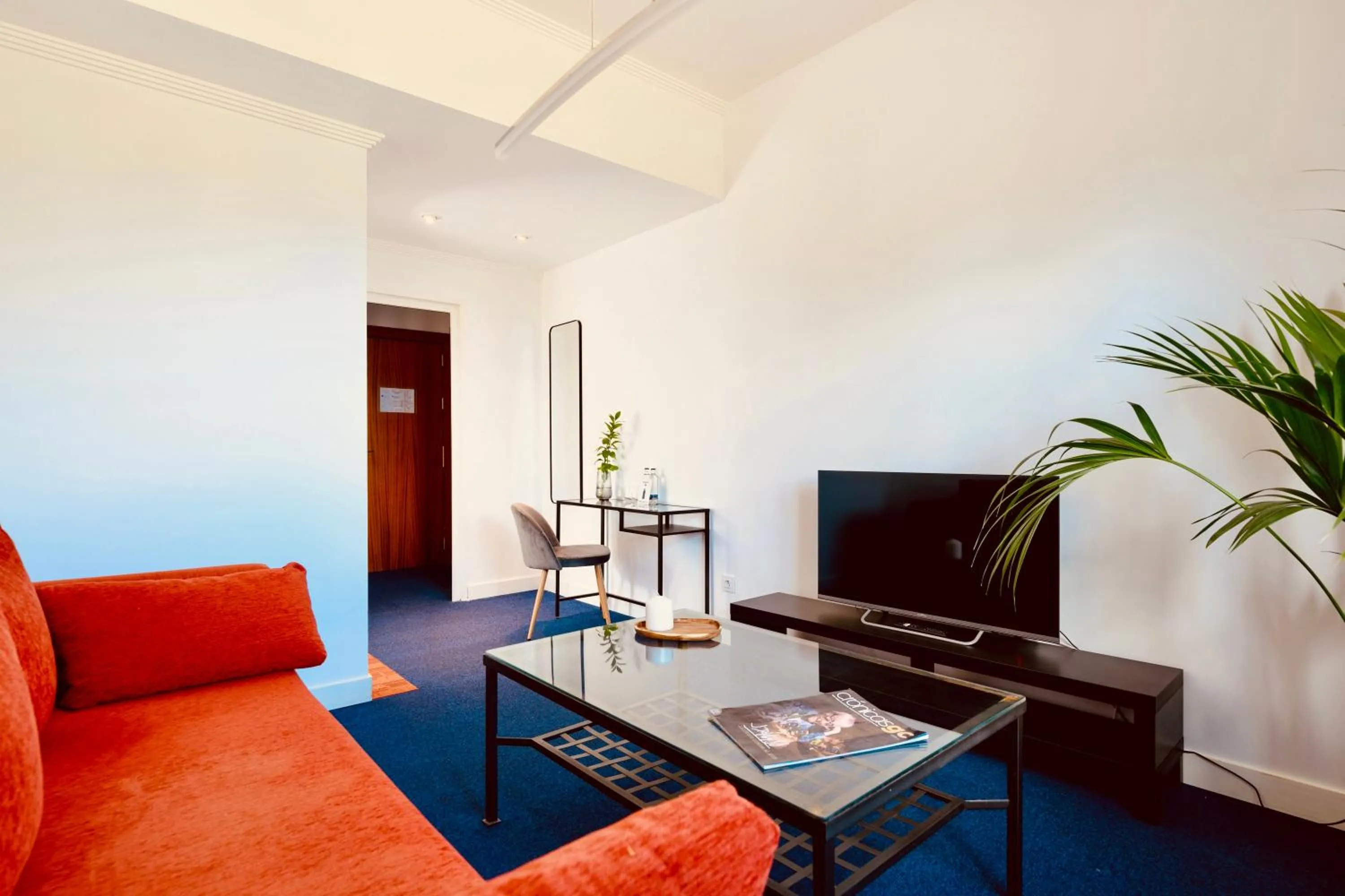 TV and multimedia in Bandama Golf Hotel by Airnest