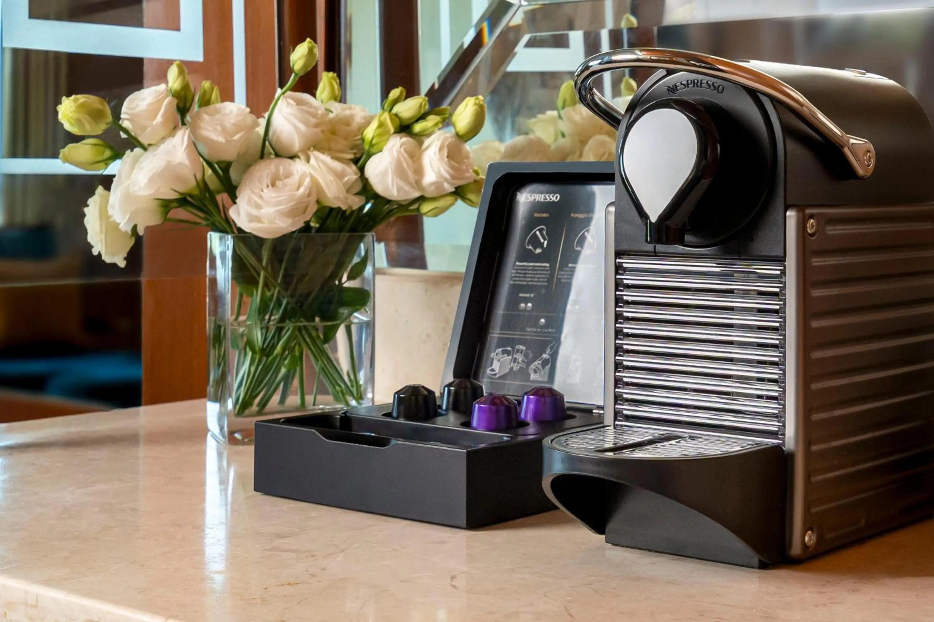 Coffee/tea facilities in Shangri-La Chiang Mai