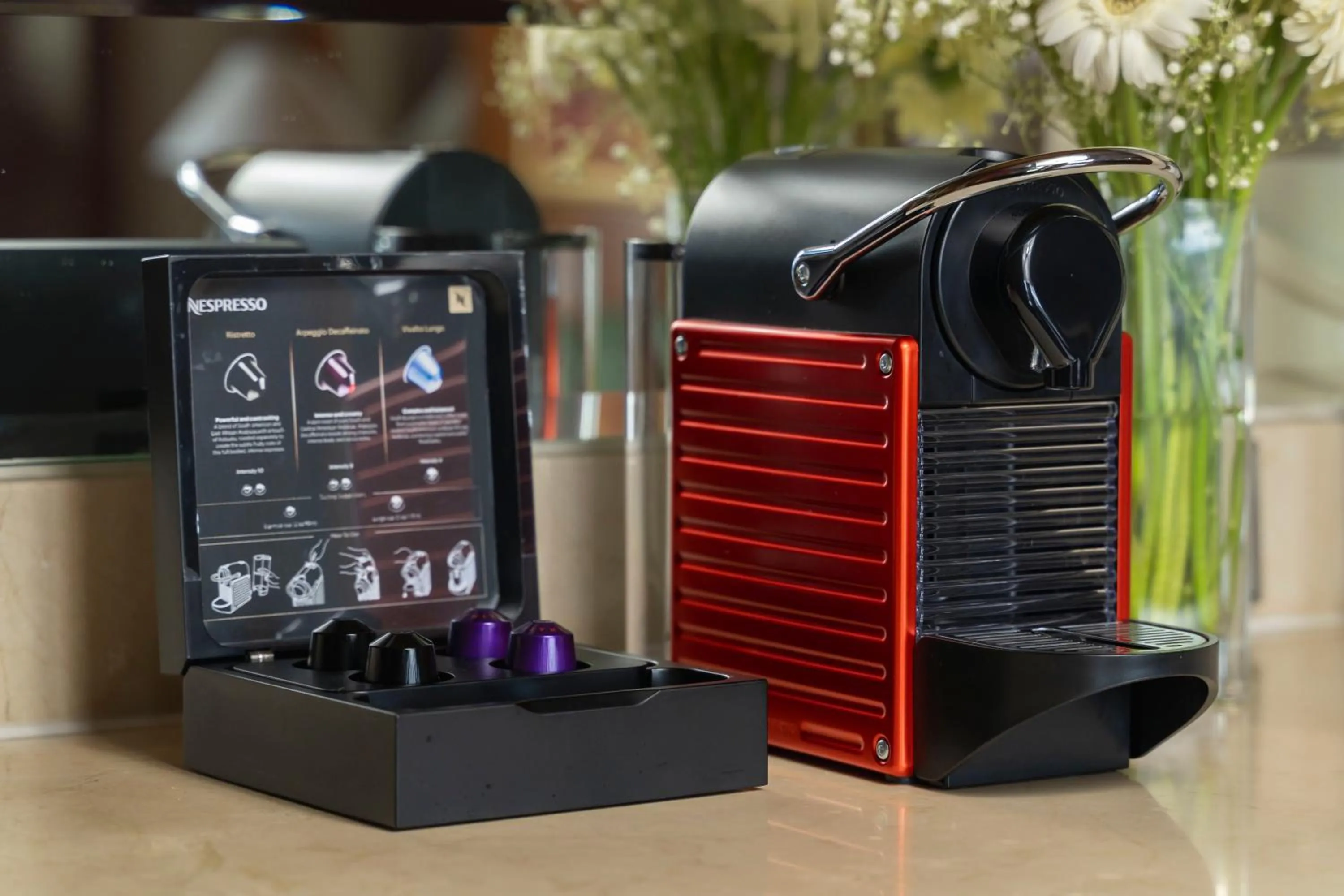 Coffee/tea facilities in Shangri-La Chiang Mai