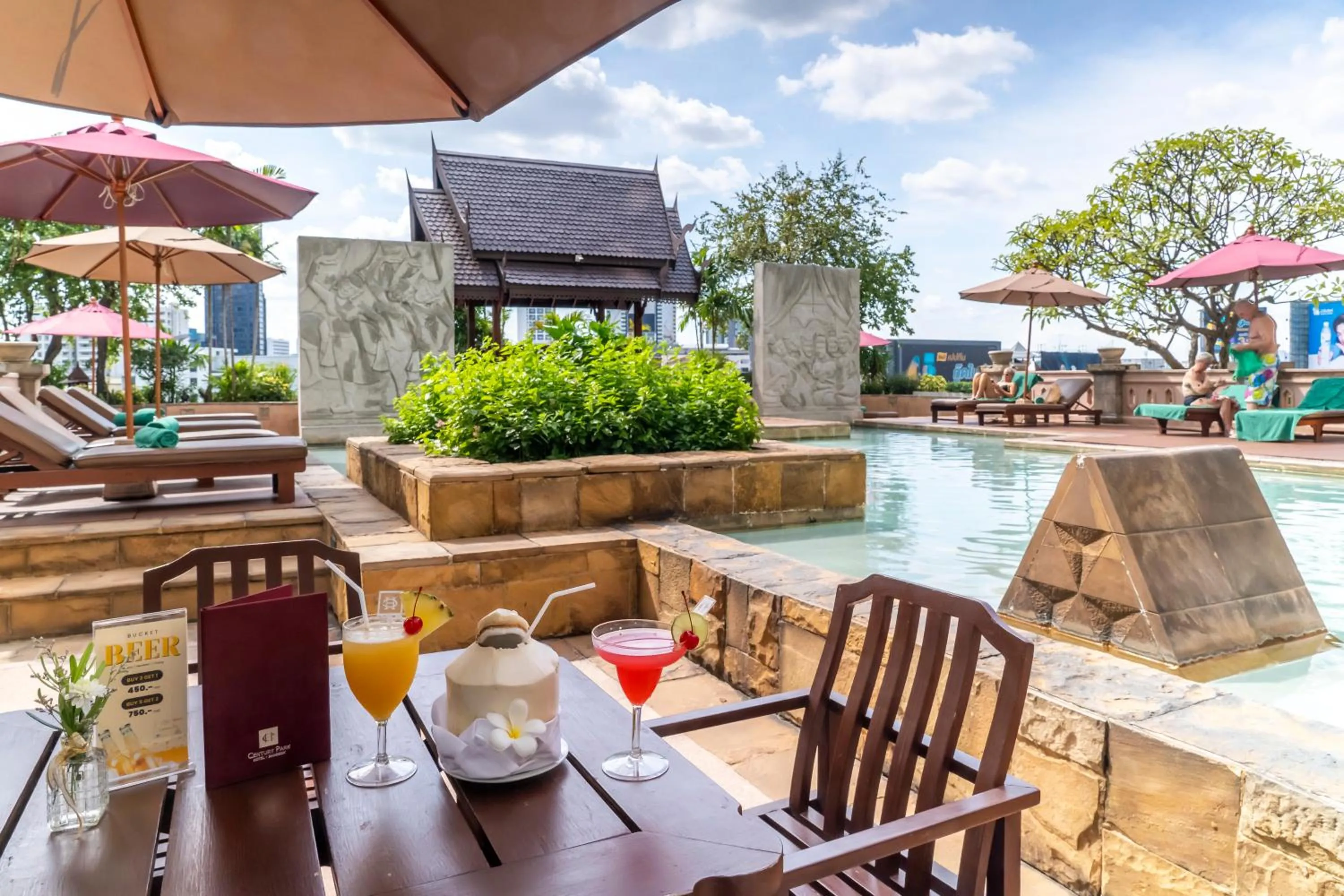 Swimming pool in Century Park Hotel