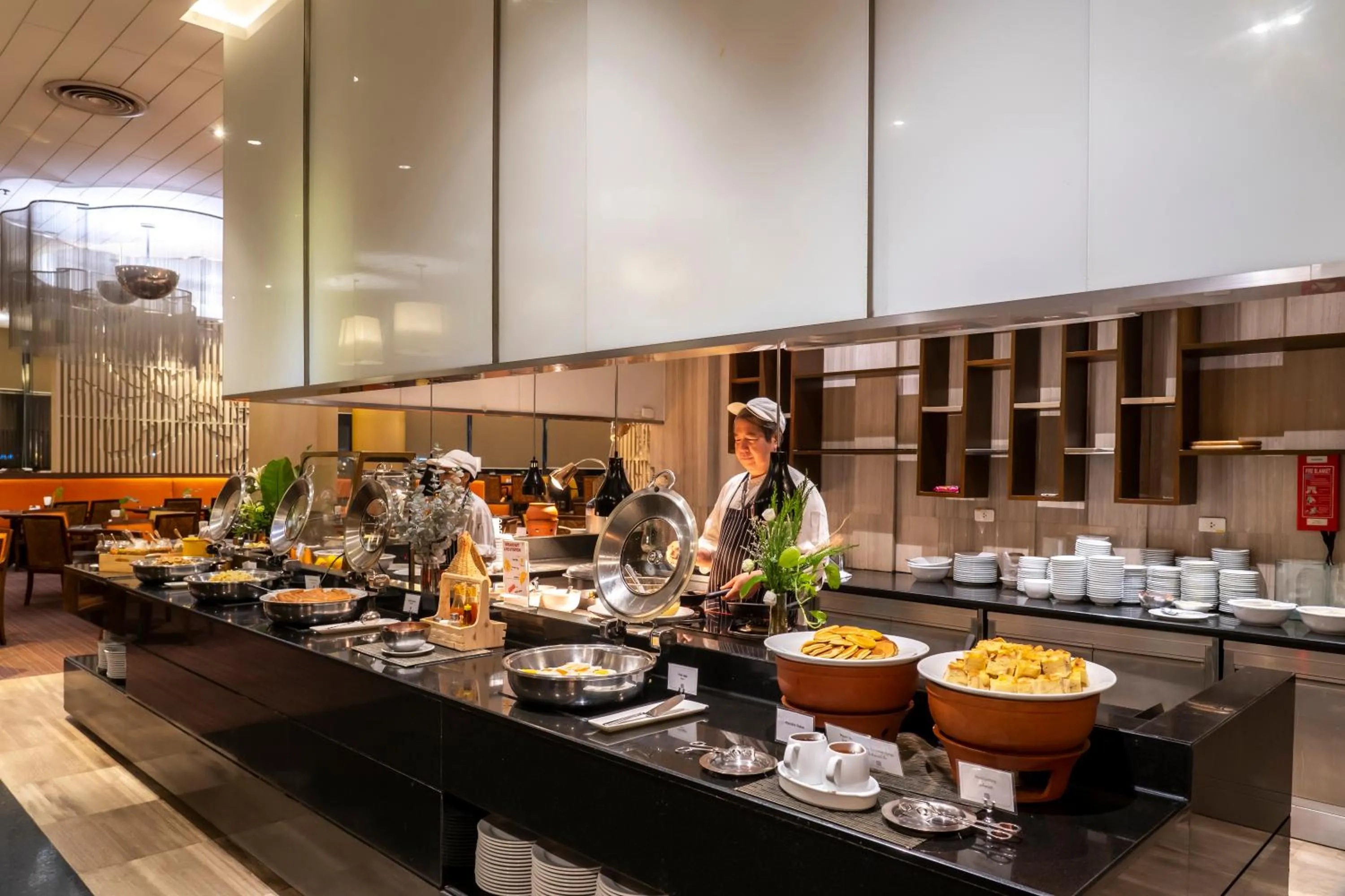 Breakfast in Century Park Hotel