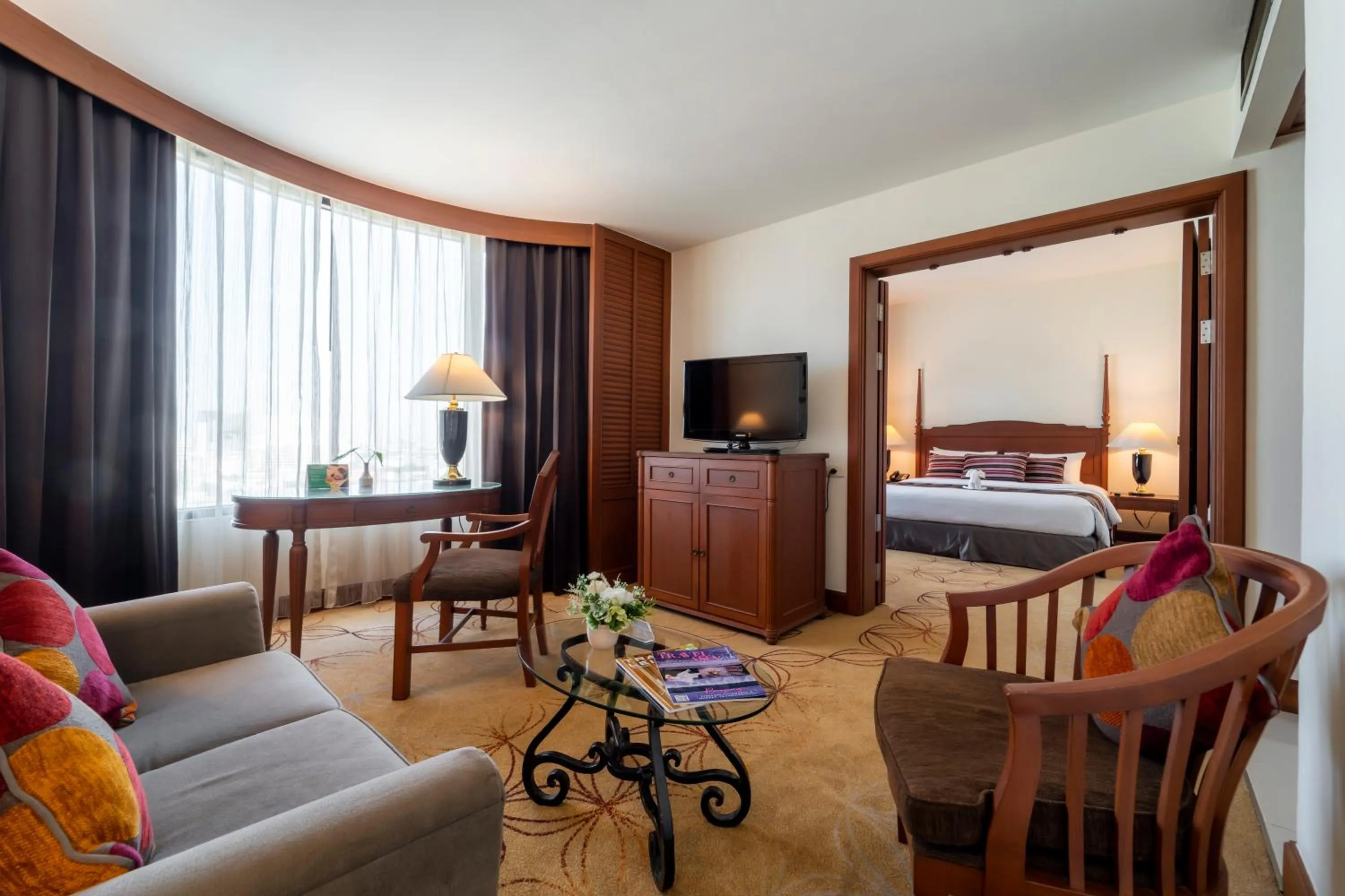 Living room, Bed in Century Park Hotel