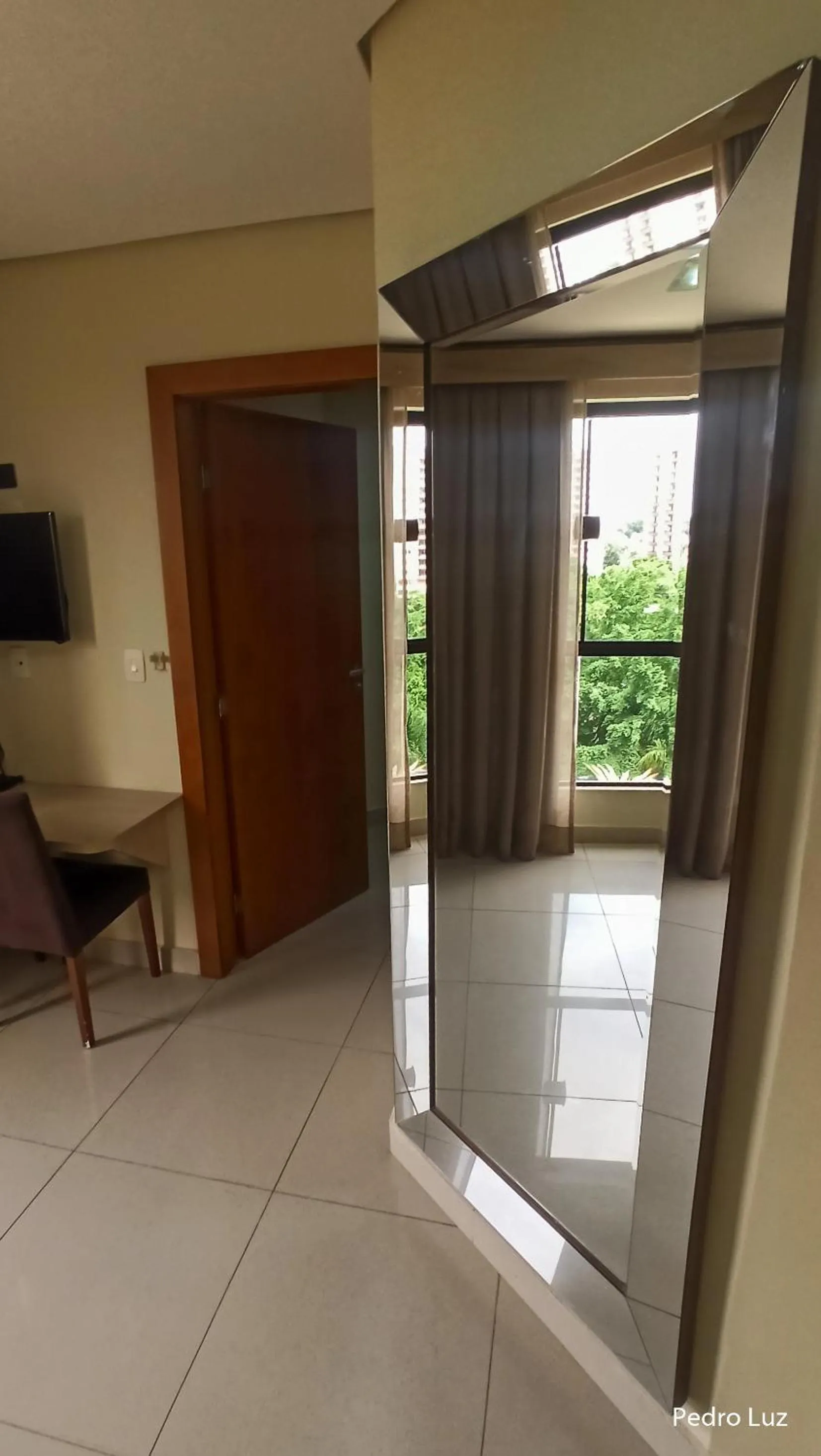 Living room in River Park Hotel