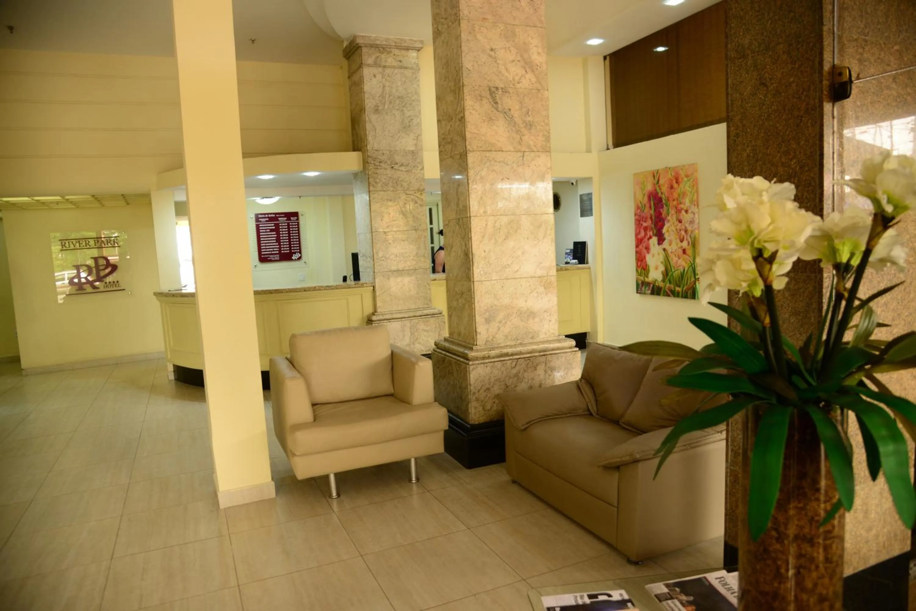 Lobby or reception in River Park Hotel