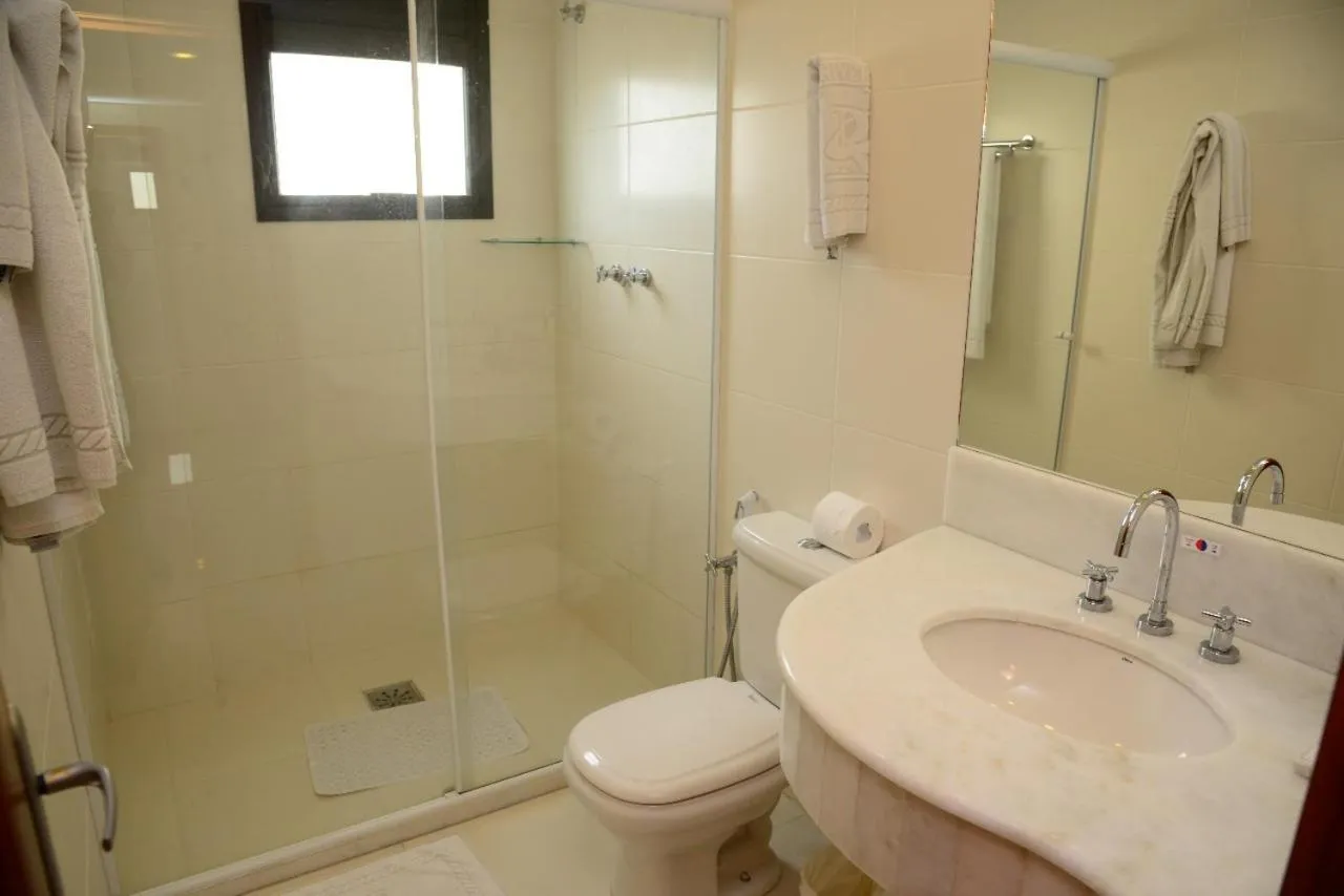 Shower in River Park Hotel