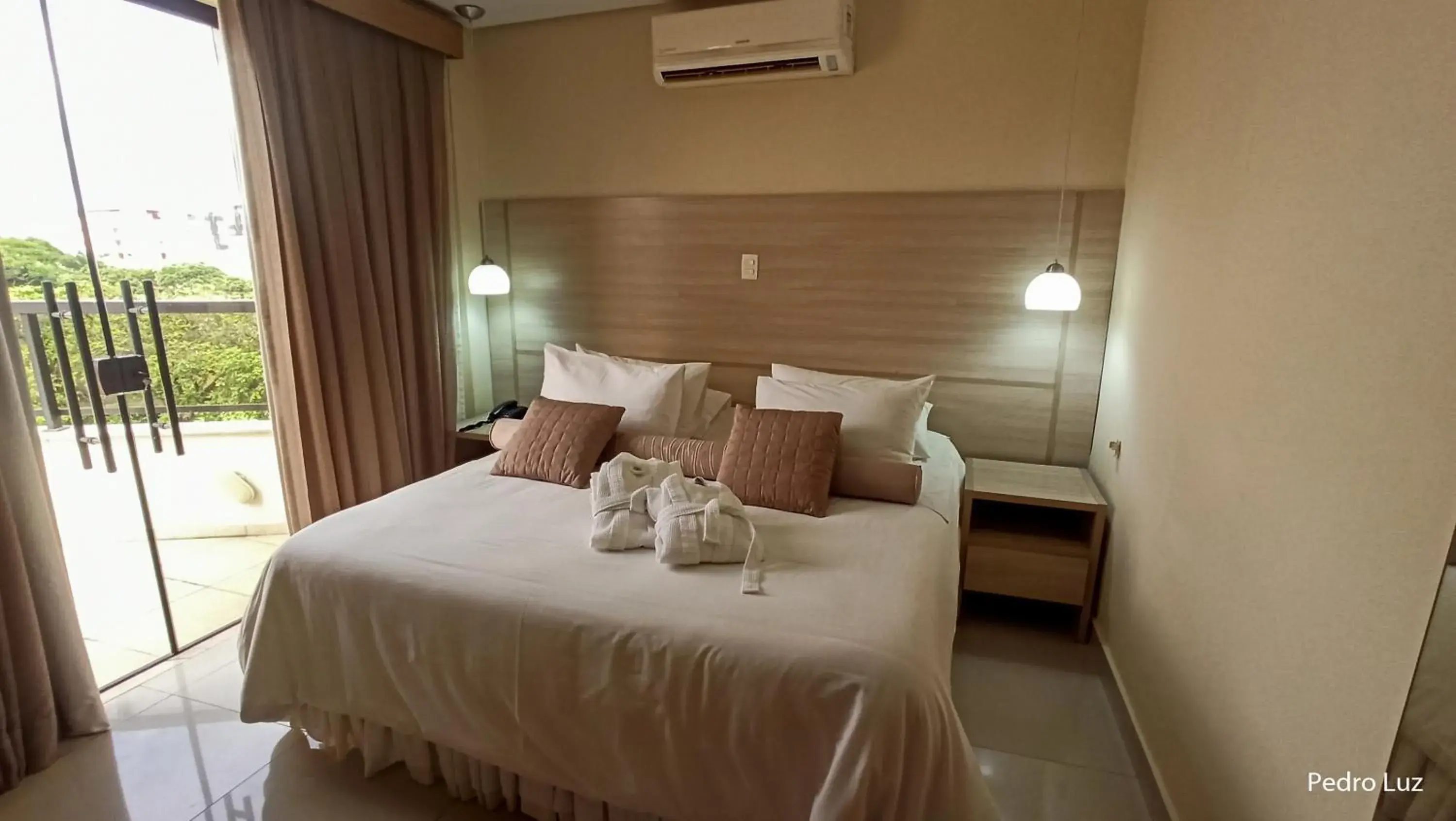 Suite with River View in River Park Hotel Suite with River View in River Park Hotel