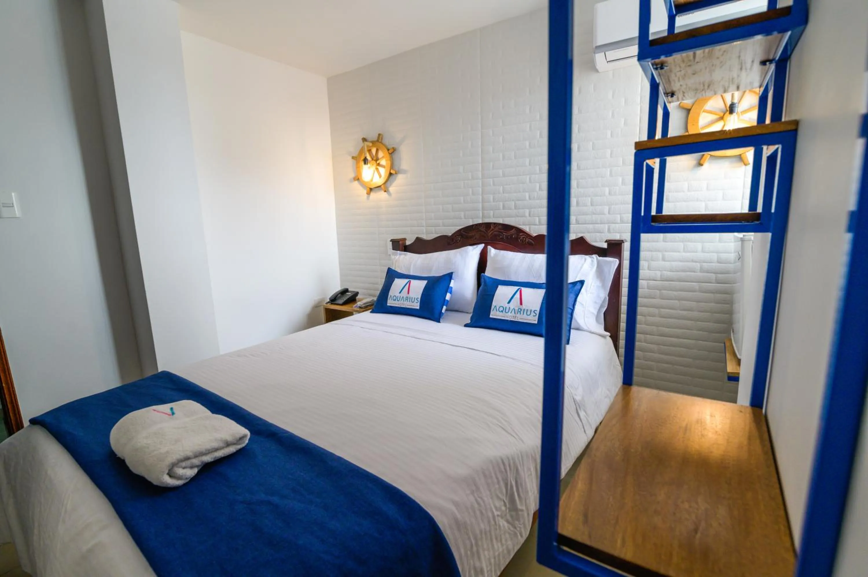 Bed in Hotel Aquarius