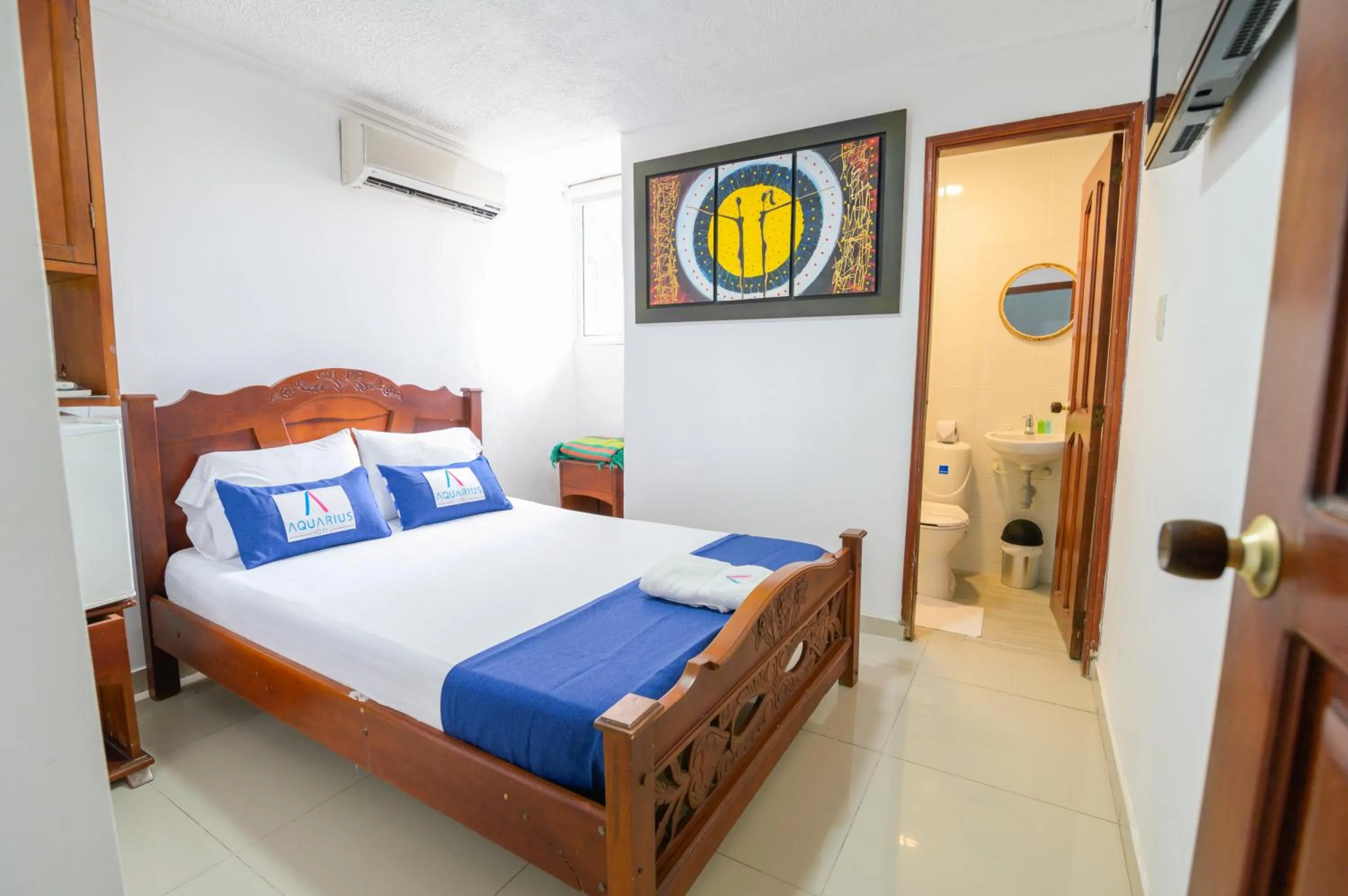 Photo of the whole room, Bed in Hotel Aquarius