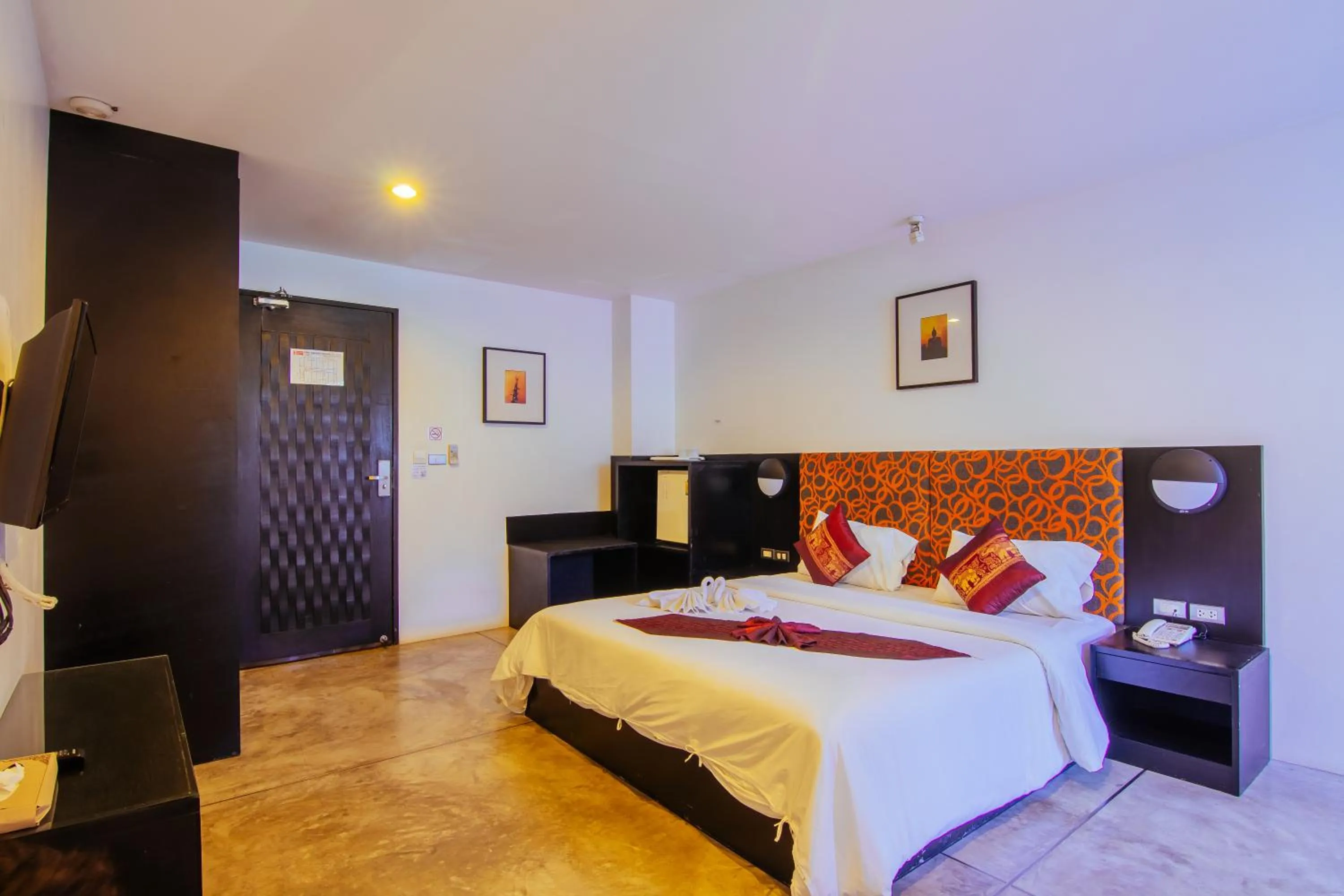 Photo of the whole room, Bed in The Yorkshire Hotel - SHA Certified