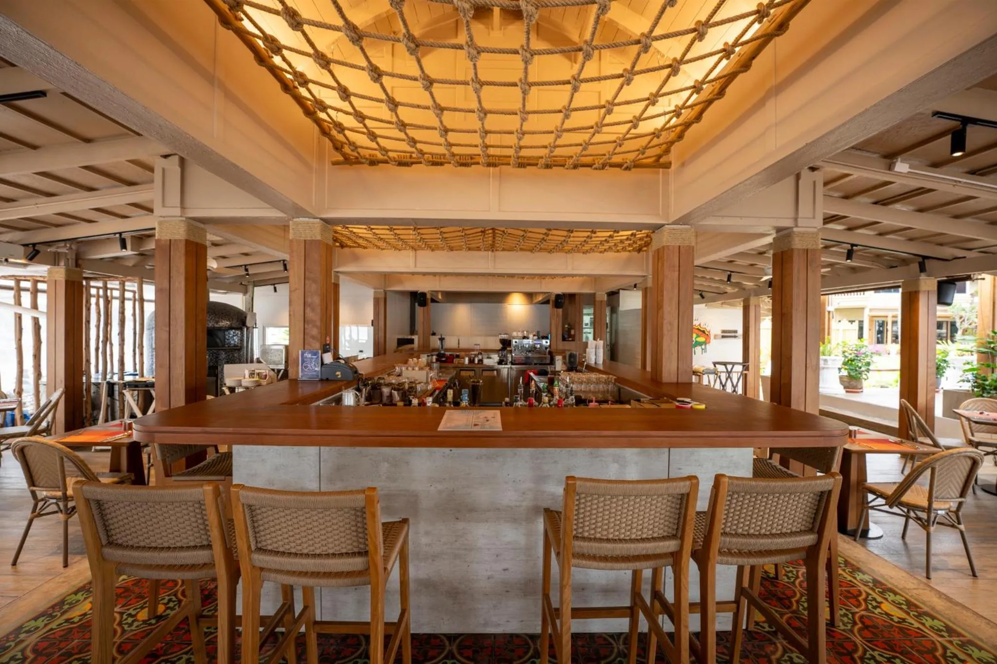 Restaurant/places to eat in Beyond Kata