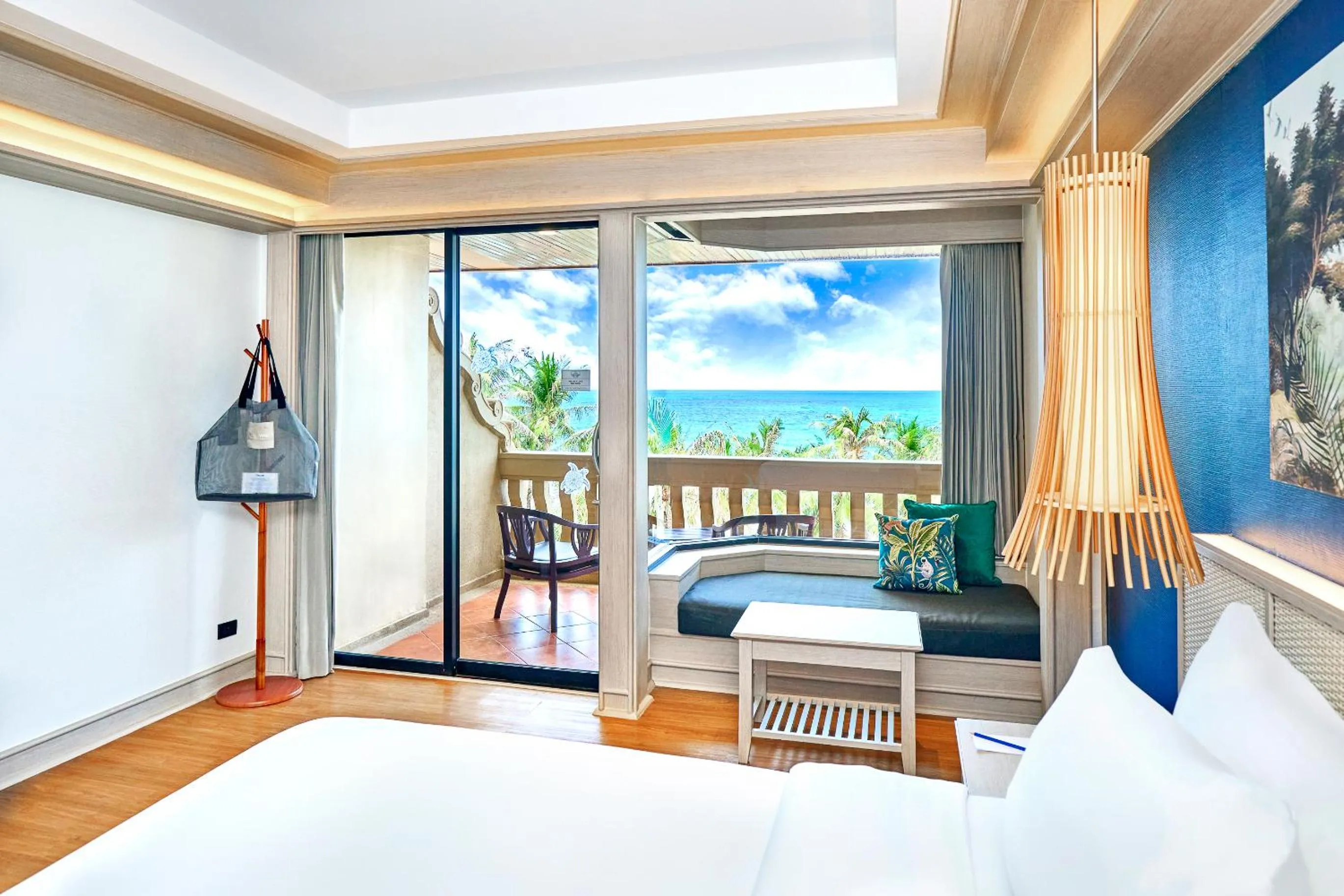 Balcony/Terrace, Bed in Beyond Kata