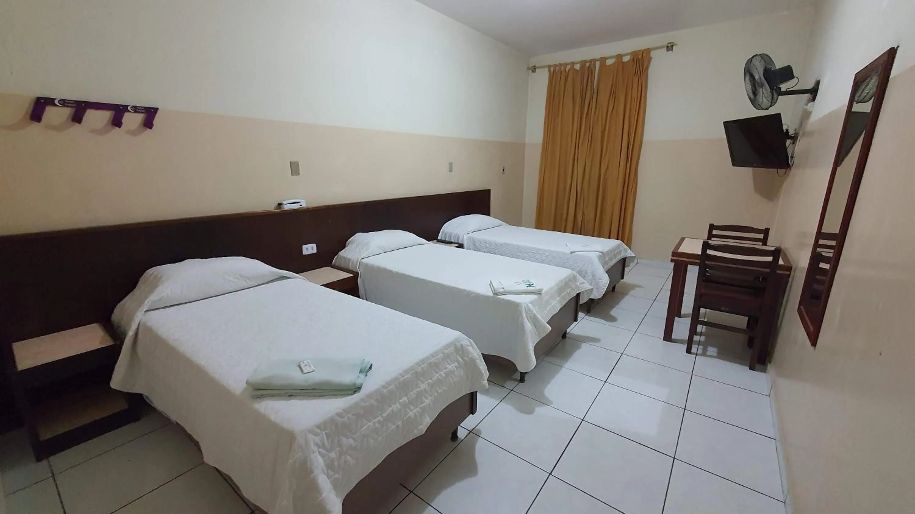 Bedroom, Bed in Hotel Plaza Olido