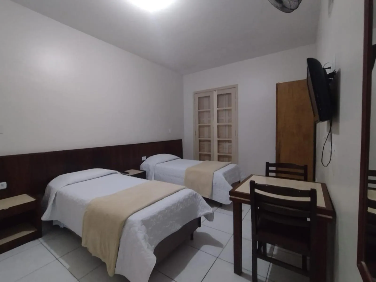 Bed in Hotel Plaza Olido